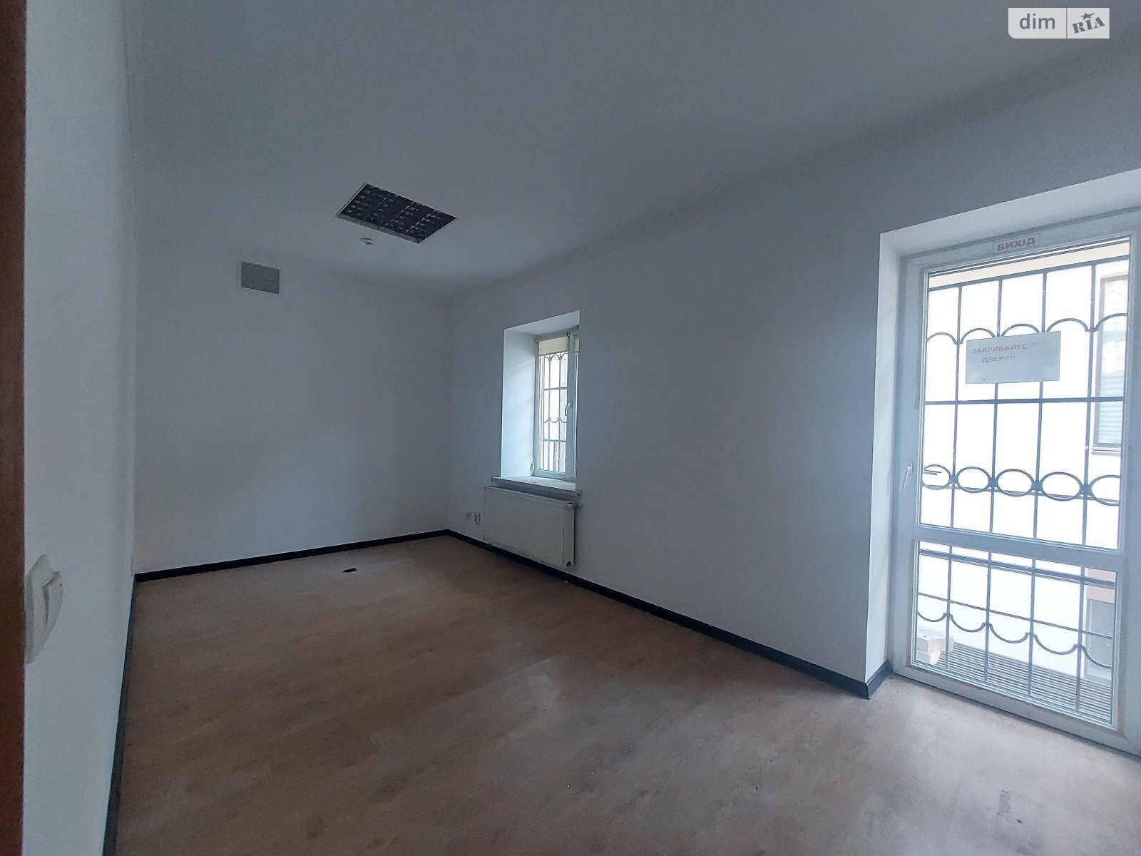 Оренда офісного приміщення в Тернополі, Цегельний провулок, приміщень - 4, поверх - 3 фото 1 Оренда офісного приміщення в Тернополі, Цегельний провулок, приміщень - 4, поверх - 3 фото 1