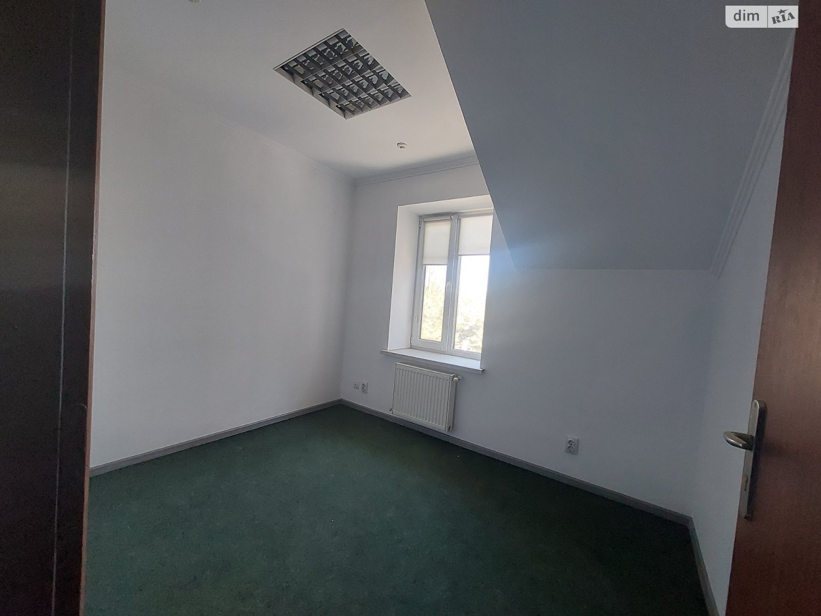 Оренда офісного приміщення в Тернополі, Цегельний провулок, приміщень - 4, поверх - 3 фото 1 Оренда офісного приміщення в Тернополі, Цегельний провулок, приміщень - 4, поверх - 3 фото 1