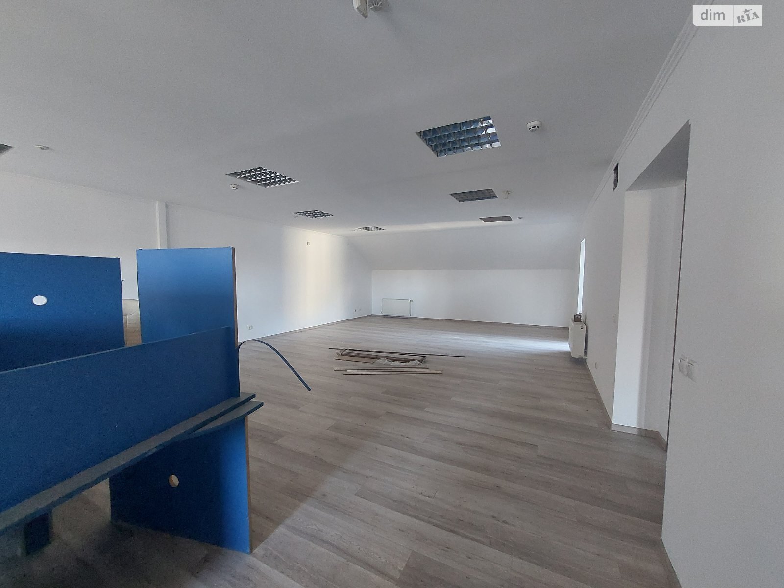 Оренда офісного приміщення в Тернополі, Цегельний провулок, приміщень - 4, поверх - 3 фото 1 Оренда офісного приміщення в Тернополі, Цегельний провулок, приміщень - 4, поверх - 3 фото 1