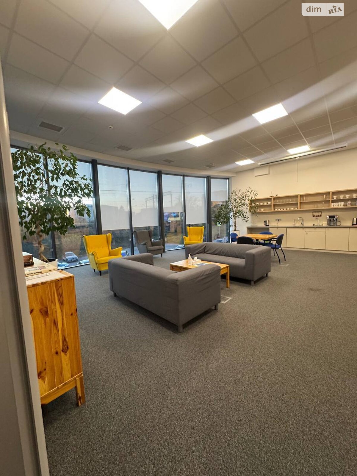 Оренда офісного приміщення в Тернополі, Бродівська вулиця, приміщень -, поверх - 2 фото 1 Оренда офісного приміщення в Тернополі, Бродівська вулиця, приміщень -, поверх - 2 фото 1