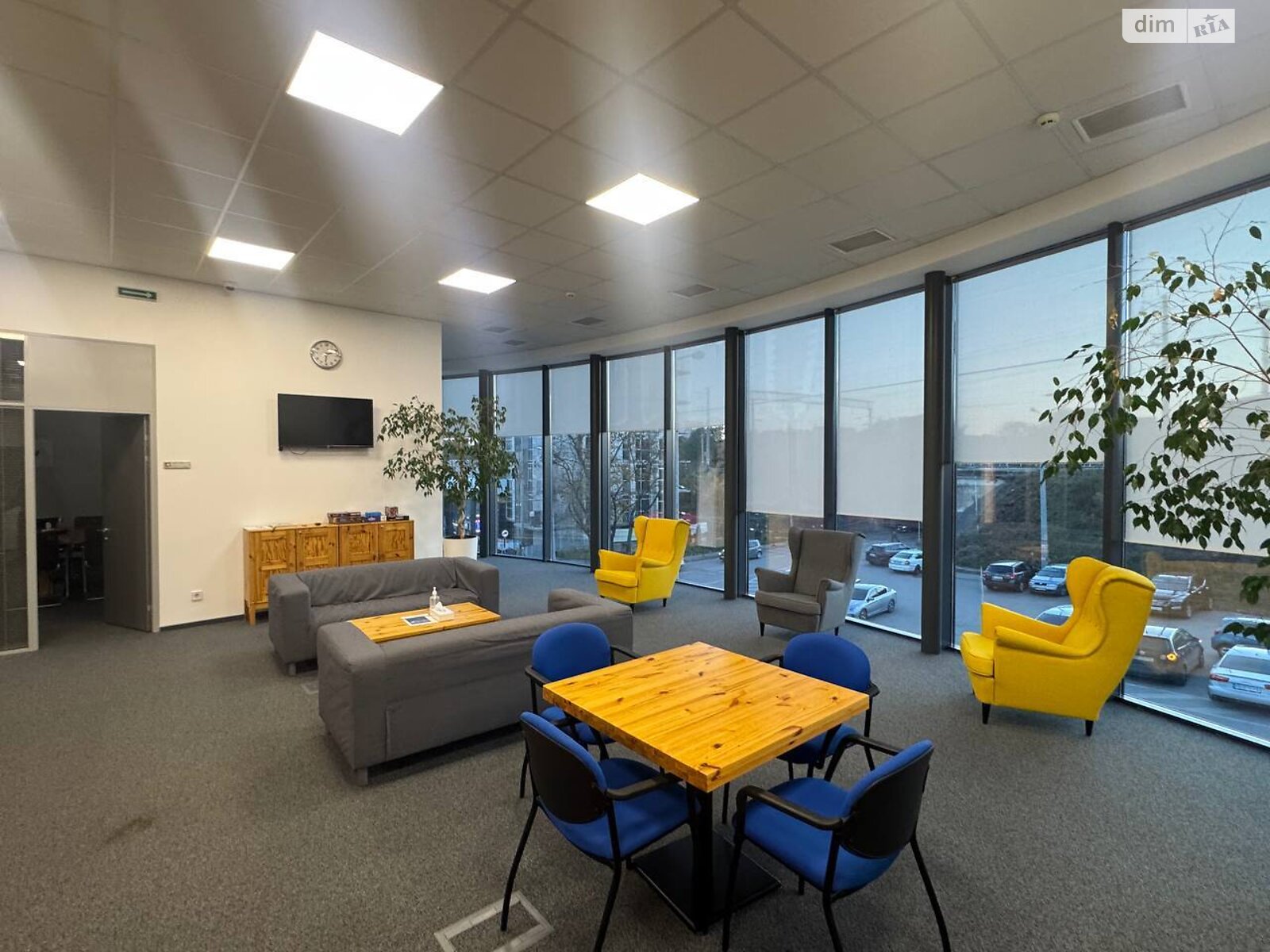 Оренда офісного приміщення в Тернополі, Бродівська вулиця, приміщень -, поверх - 2 фото 1 Оренда офісного приміщення в Тернополі, Бродівська вулиця, приміщень -, поверх - 2 фото 1