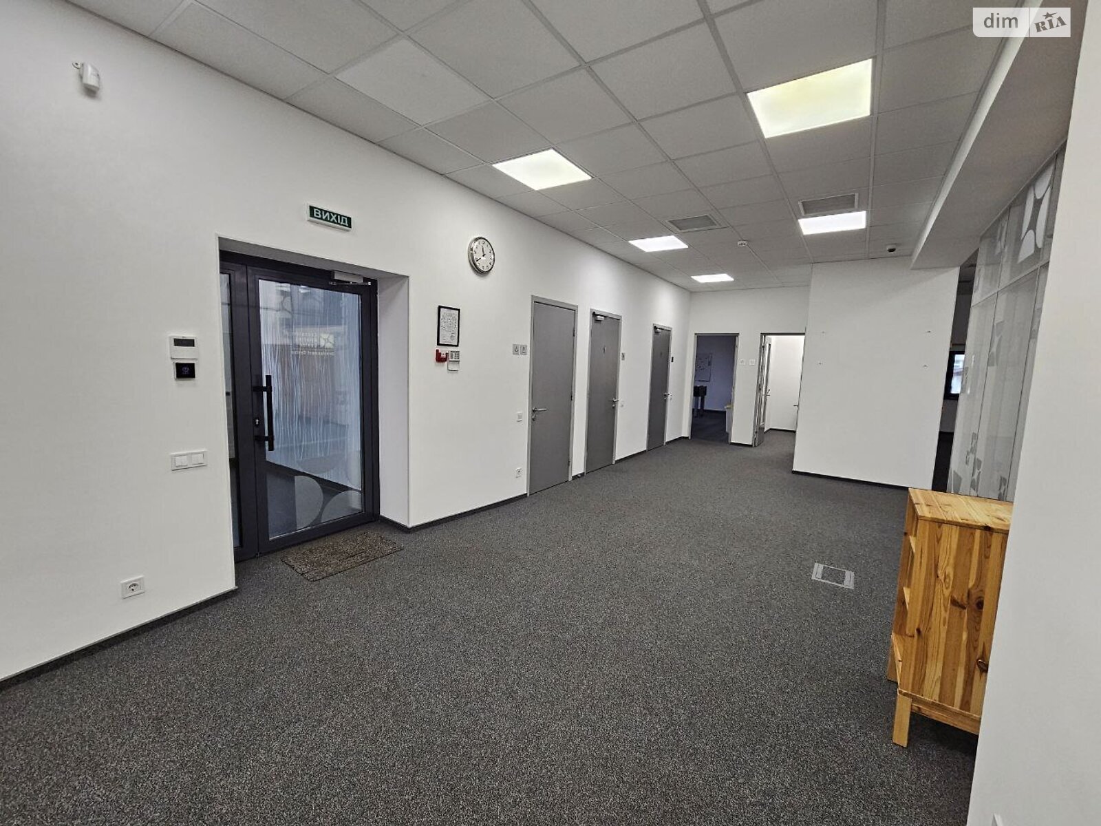 Аренда офисного помещения в Тернополе, Бродовская улица, помещений - 9, этаж - 2 фото 1 Аренда офисного помещения в Тернополе, Бродовская улица, помещений - 9, этаж - 2 фото 1