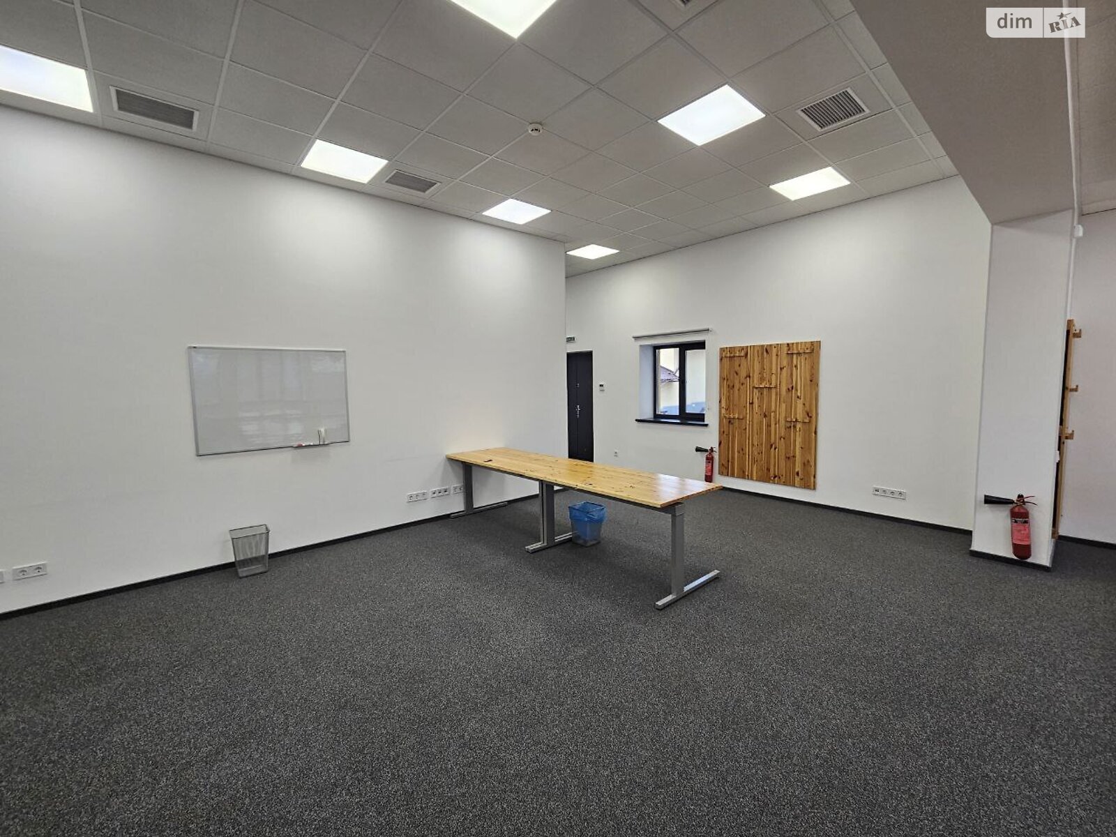 Аренда офисного помещения в Тернополе, Бродовская улица, помещений - 9, этаж - 2 фото 1 Аренда офисного помещения в Тернополе, Бродовская улица, помещений - 9, этаж - 2 фото 1