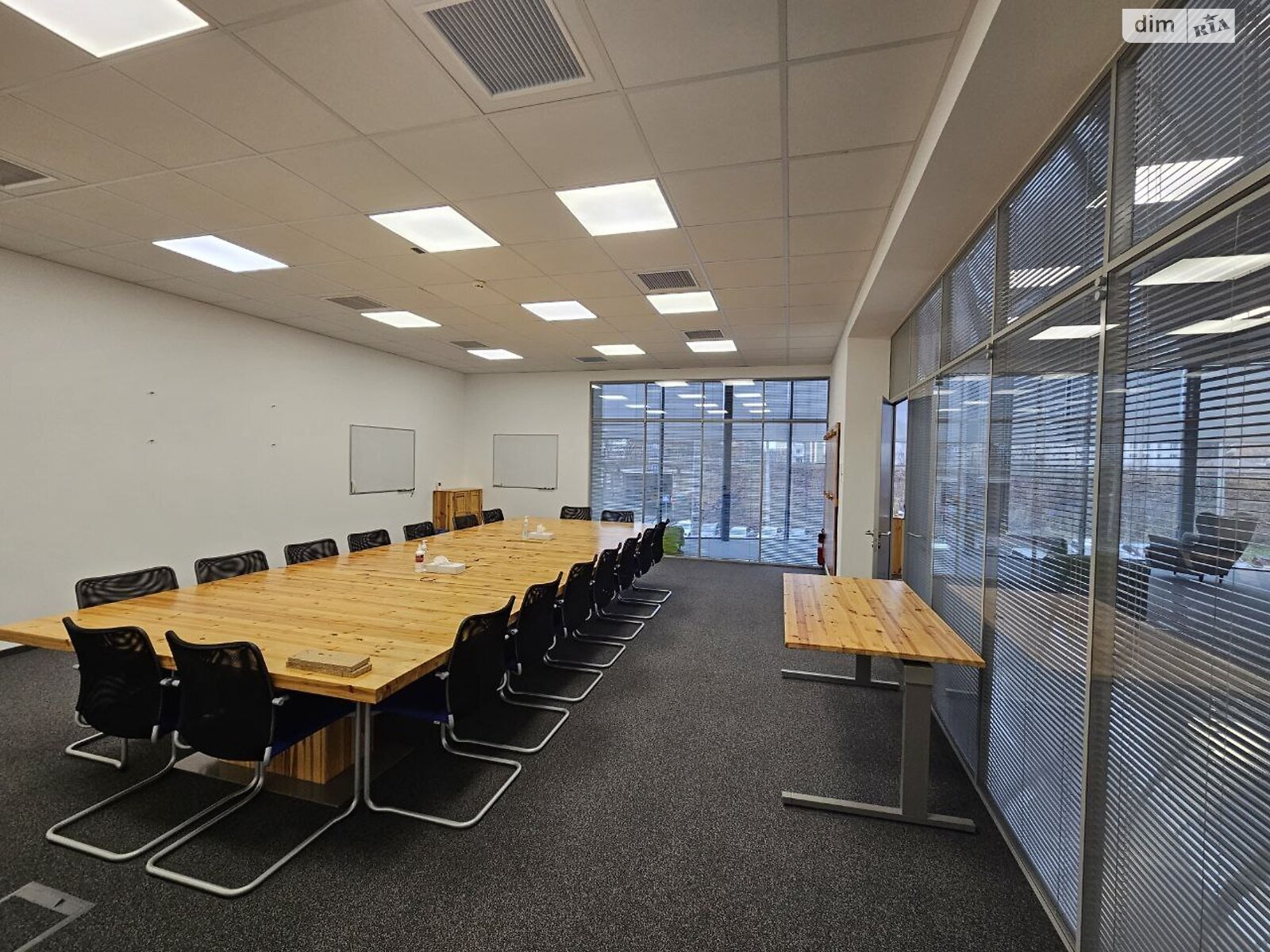 Аренда офисного помещения в Тернополе, Бродовская улица, помещений - 9, этаж - 2 фото 1 Аренда офисного помещения в Тернополе, Бродовская улица, помещений - 9, этаж - 2 фото 1