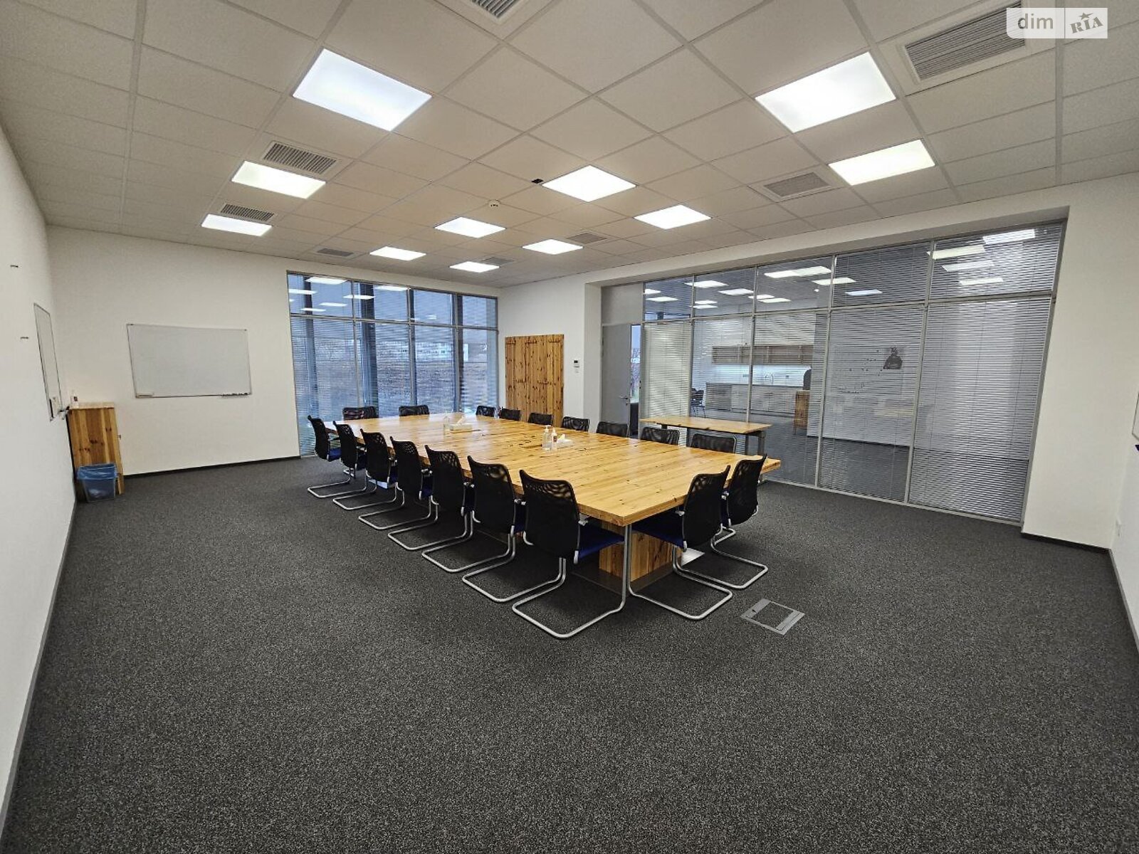 Аренда офисного помещения в Тернополе, Бродовская улица, помещений - 9, этаж - 2 фото 1 Аренда офисного помещения в Тернополе, Бродовская улица, помещений - 9, этаж - 2 фото 1