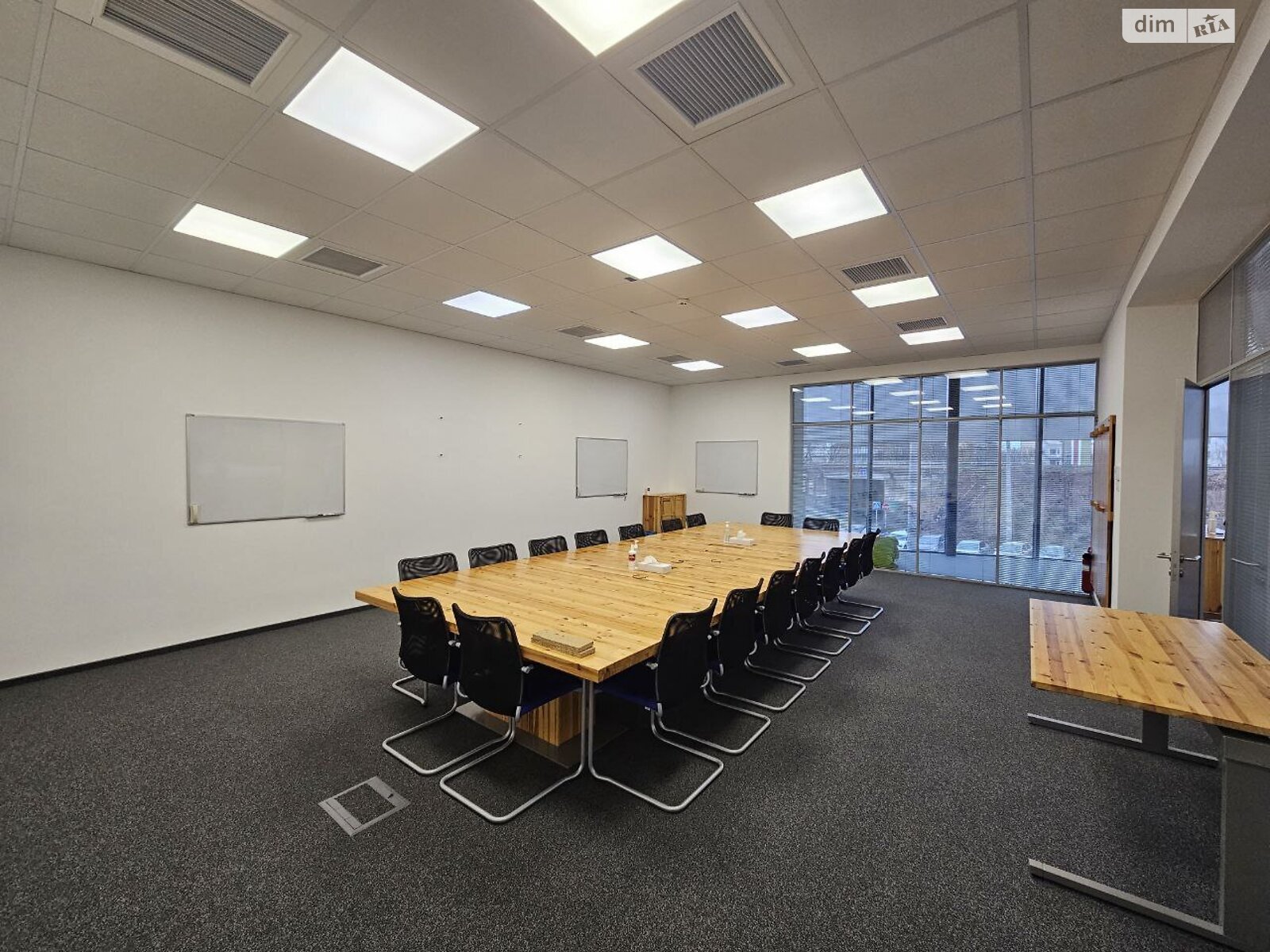 Аренда офисного помещения в Тернополе, Бродовская улица, помещений - 9, этаж - 2 фото 1 Аренда офисного помещения в Тернополе, Бродовская улица, помещений - 9, этаж - 2 фото 1
