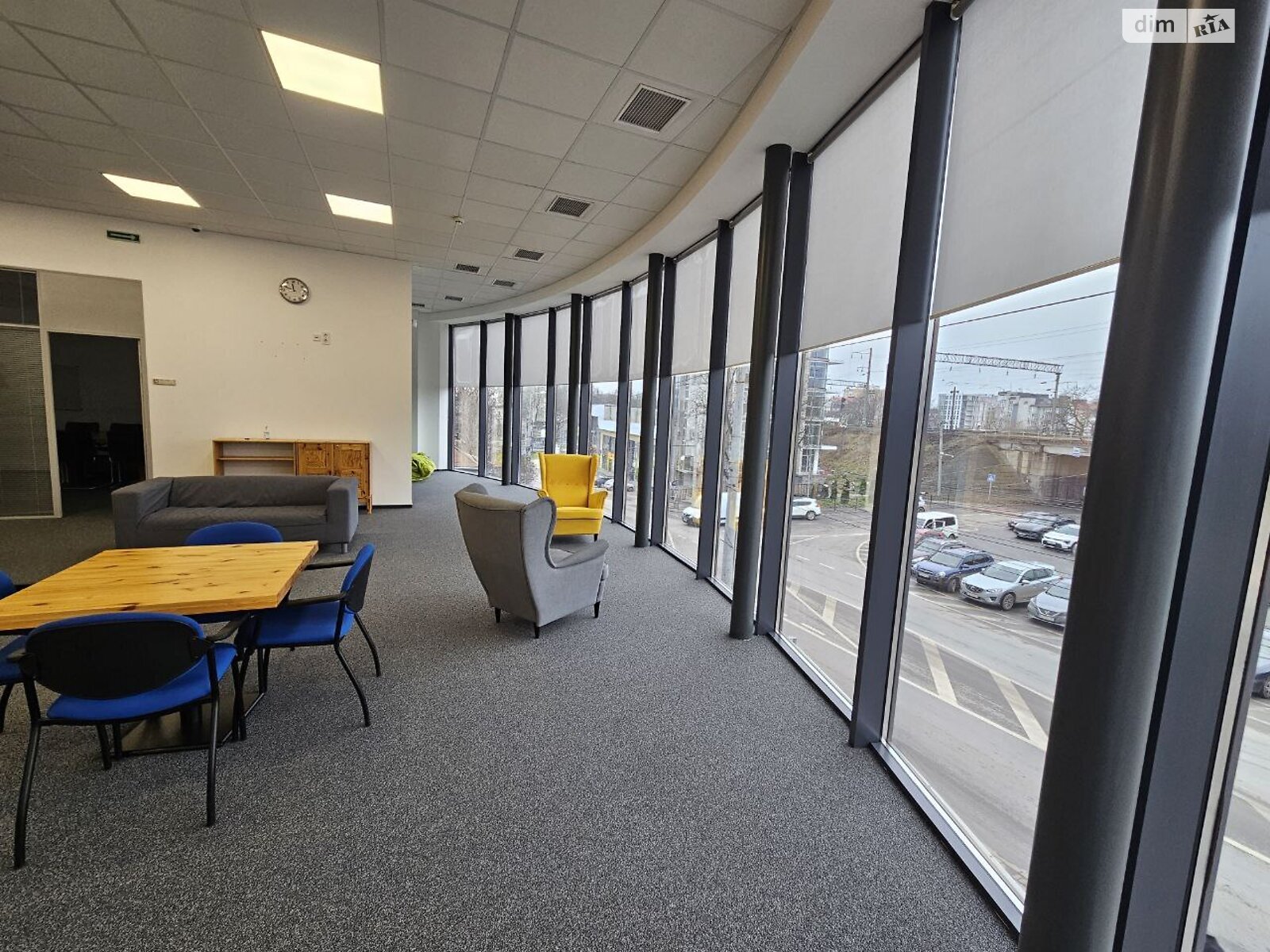 Аренда офисного помещения в Тернополе, Бродовская улица, помещений - 9, этаж - 2 фото 1 Аренда офисного помещения в Тернополе, Бродовская улица, помещений - 9, этаж - 2 фото 1