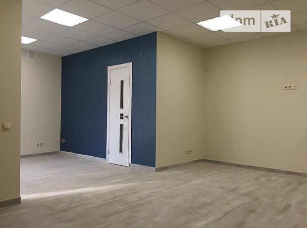 Аренда офисного помещения в Тернополе, Чернівецька, помещений - 2, этаж - 1 фото 1 Аренда офисного помещения в Тернополе, Чернівецька, помещений - 2, этаж - 1 фото 1