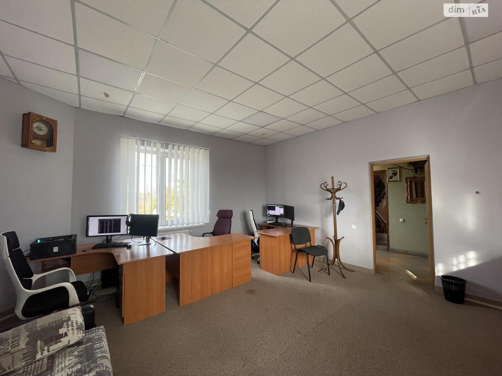 Оренда офісного приміщення в Тернополі, Дубовецька вулиця, приміщень - 3, поверх - 2 фото 1 Оренда офісного приміщення в Тернополі, Дубовецька вулиця, приміщень - 3, поверх - 2 фото 1