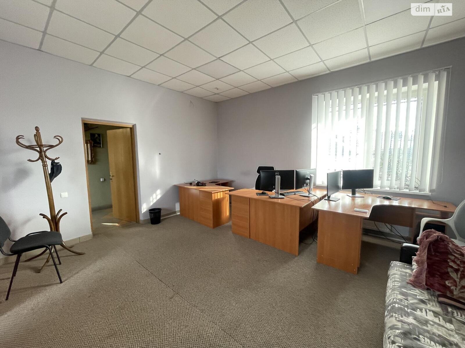 Оренда офісного приміщення в Тернополі, Дубовецька вулиця, приміщень - 3, поверх - 2 фото 1 Оренда офісного приміщення в Тернополі, Дубовецька вулиця, приміщень - 3, поверх - 2 фото 1