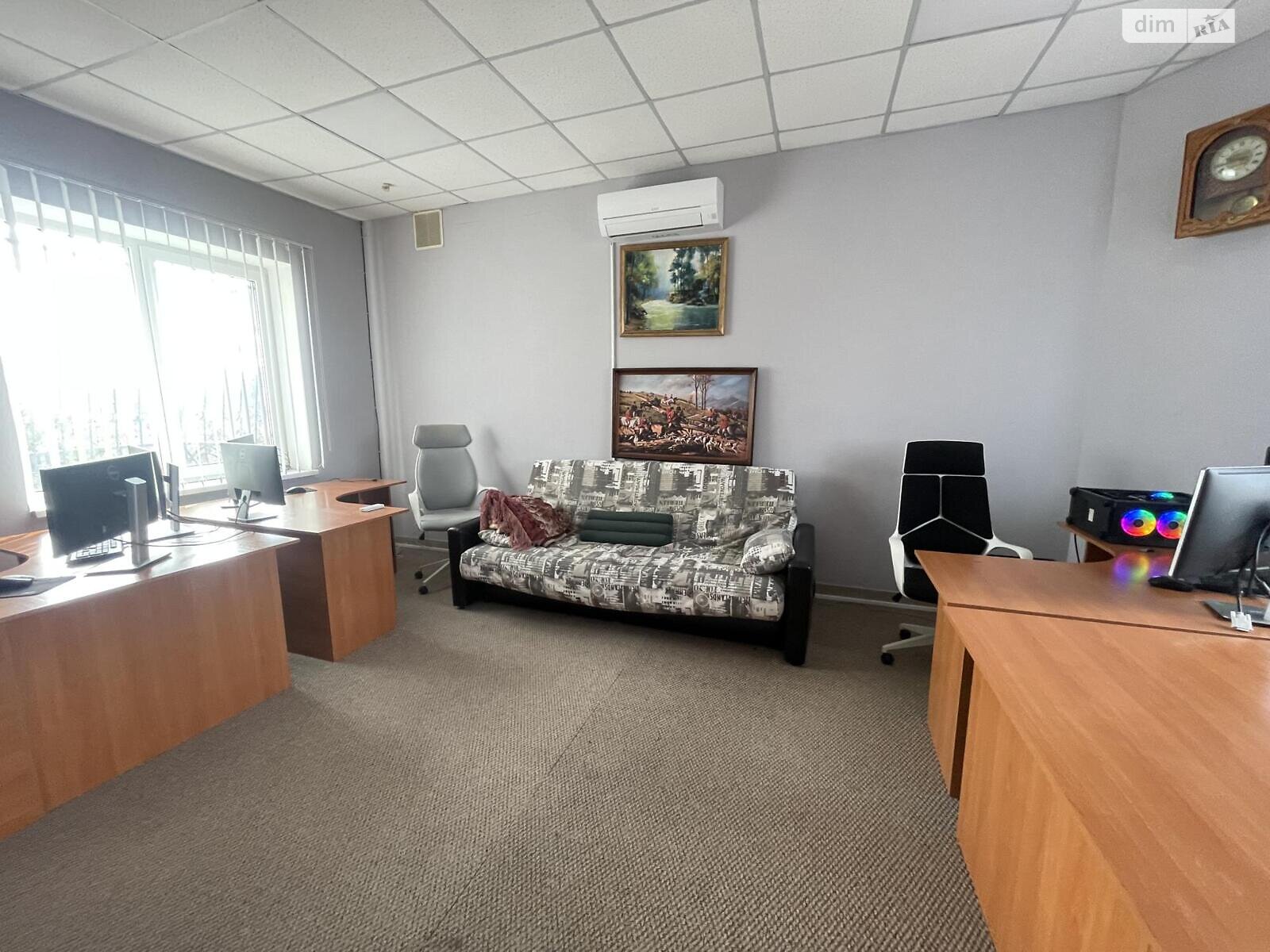 Оренда офісного приміщення в Тернополі, Дубовецька вулиця, приміщень - 3, поверх - 2 фото 1 Оренда офісного приміщення в Тернополі, Дубовецька вулиця, приміщень - 3, поверх - 2 фото 1