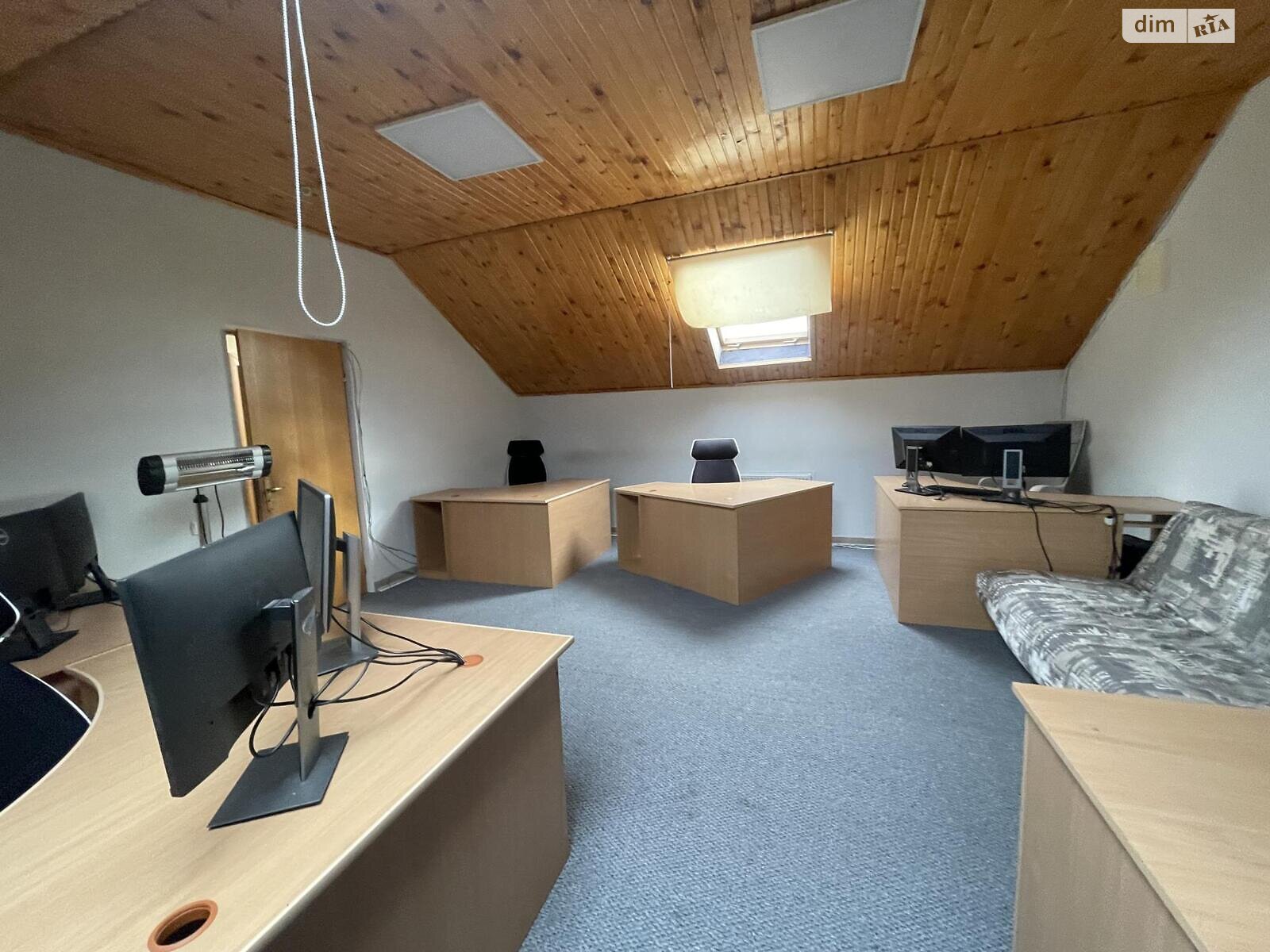 Оренда офісного приміщення в Тернополі, Дубовецька вулиця, приміщень - 6, поверх - 2 фото 1 Оренда офісного приміщення в Тернополі, Дубовецька вулиця, приміщень - 6, поверх - 2 фото 1