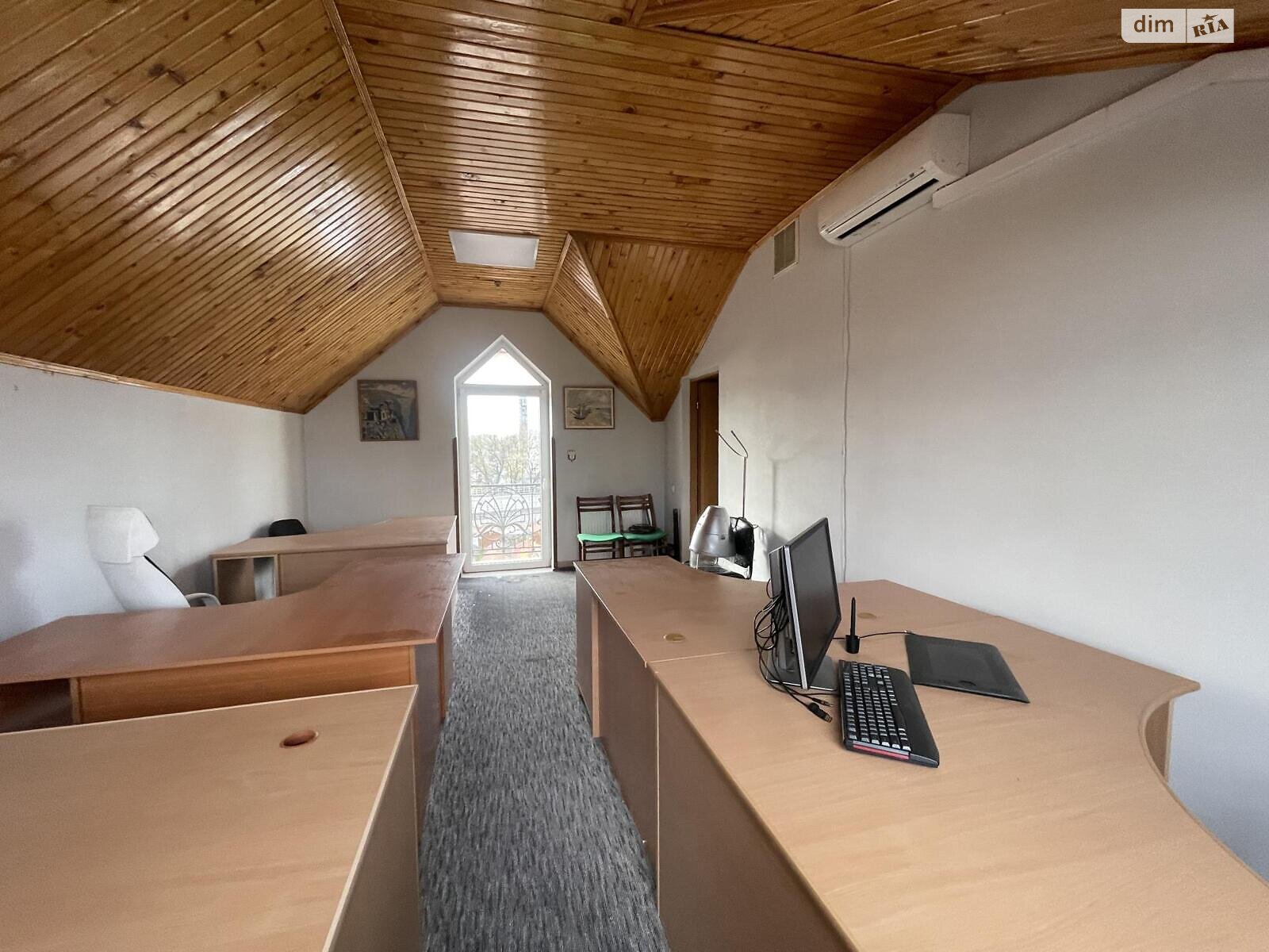 Оренда офісного приміщення в Тернополі, Дубовецька вулиця, приміщень - 3, поверх - 2 фото 1 Оренда офісного приміщення в Тернополі, Дубовецька вулиця, приміщень - 3, поверх - 2 фото 1