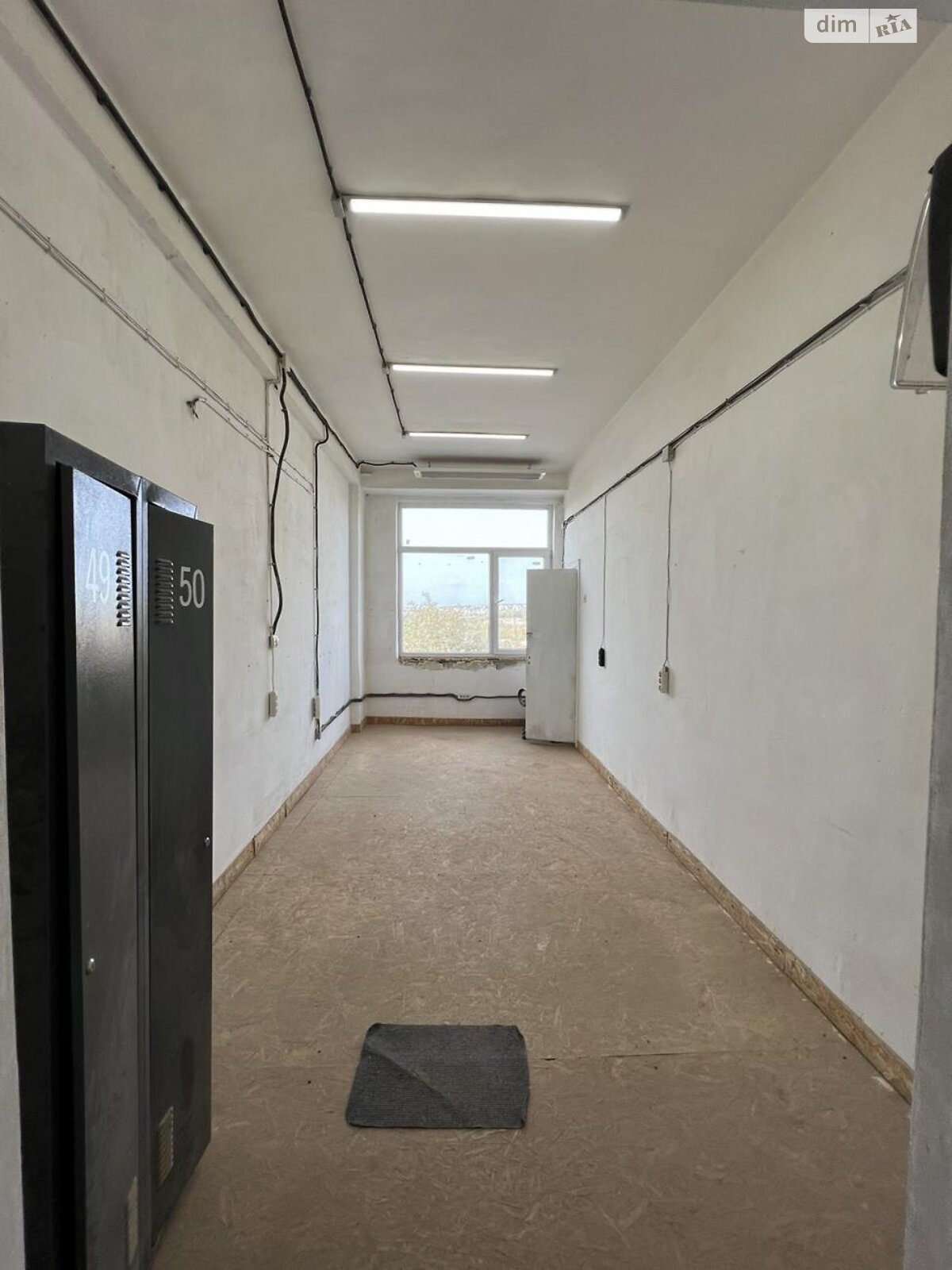 Аренда офисного помещения в Тернополе, Лукьяновича Дениса улица, помещений - 1, этаж - 4 фото 1 Аренда офисного помещения в Тернополе, Лукьяновича Дениса улица, помещений - 1, этаж - 4 фото 1