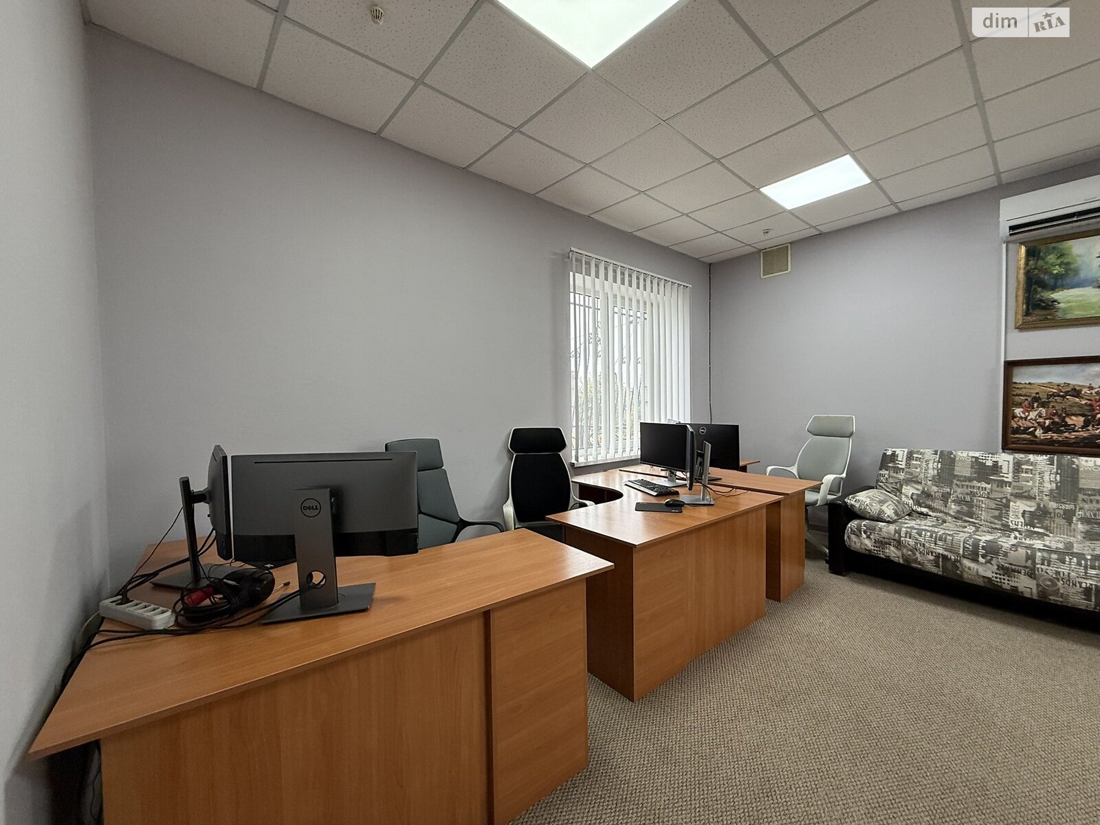 Оренда офісного приміщення в Тернополі, Дубовецька вулиця, приміщень - 6, поверх - 2 фото 1 Оренда офісного приміщення в Тернополі, Дубовецька вулиця, приміщень - 6, поверх - 2 фото 1
