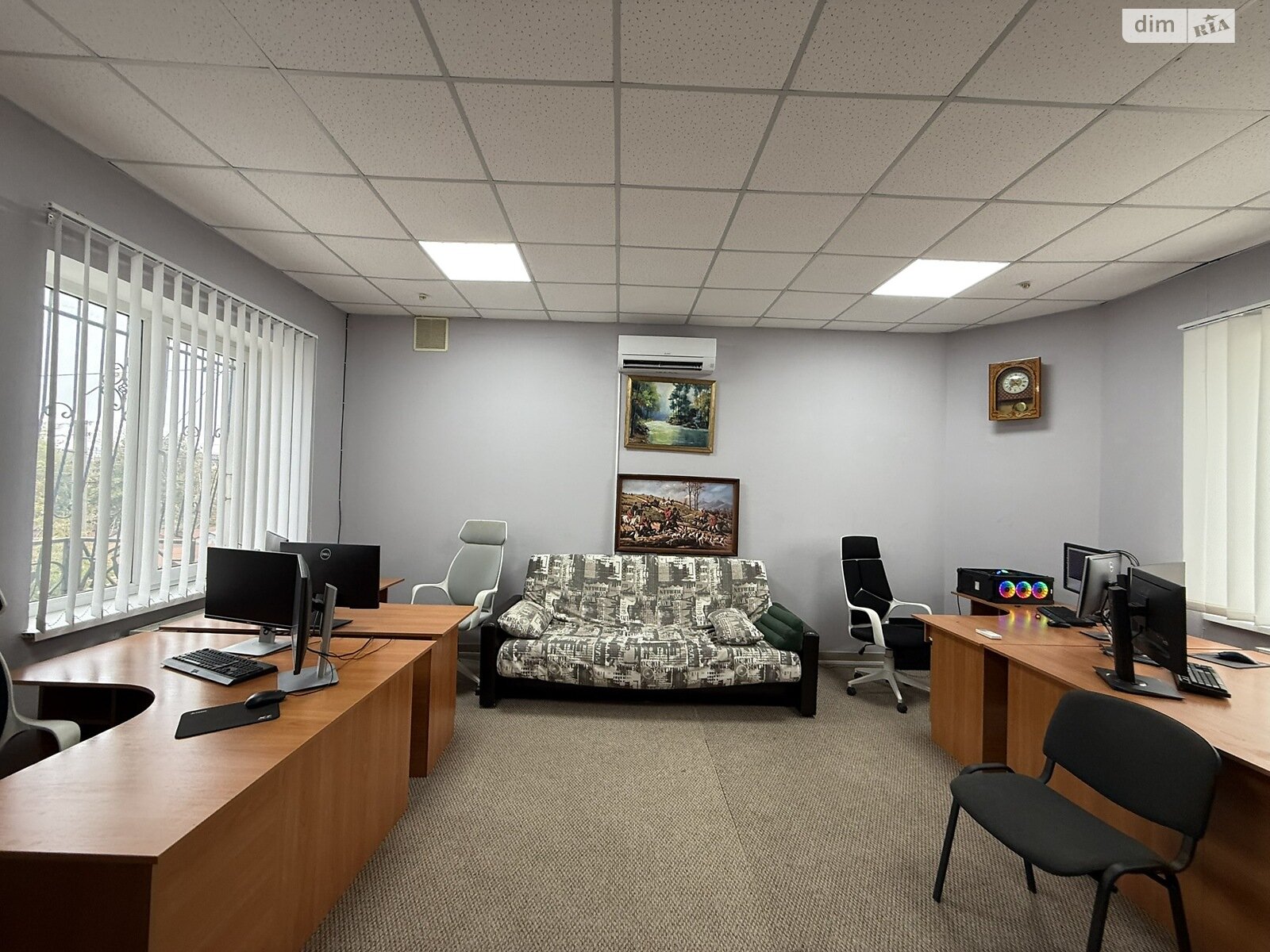 Оренда офісного приміщення в Тернополі, Дубовецька вулиця, приміщень - 6, поверх - 2 фото 1 Оренда офісного приміщення в Тернополі, Дубовецька вулиця, приміщень - 6, поверх - 2 фото 1
