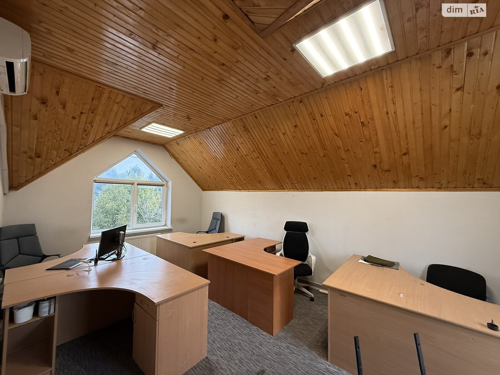 Оренда офісного приміщення в Тернополі, Дубовецька вулиця, приміщень - 6, поверх - 2 фото 1 Оренда офісного приміщення в Тернополі, Дубовецька вулиця, приміщень - 6, поверх - 2 фото 1