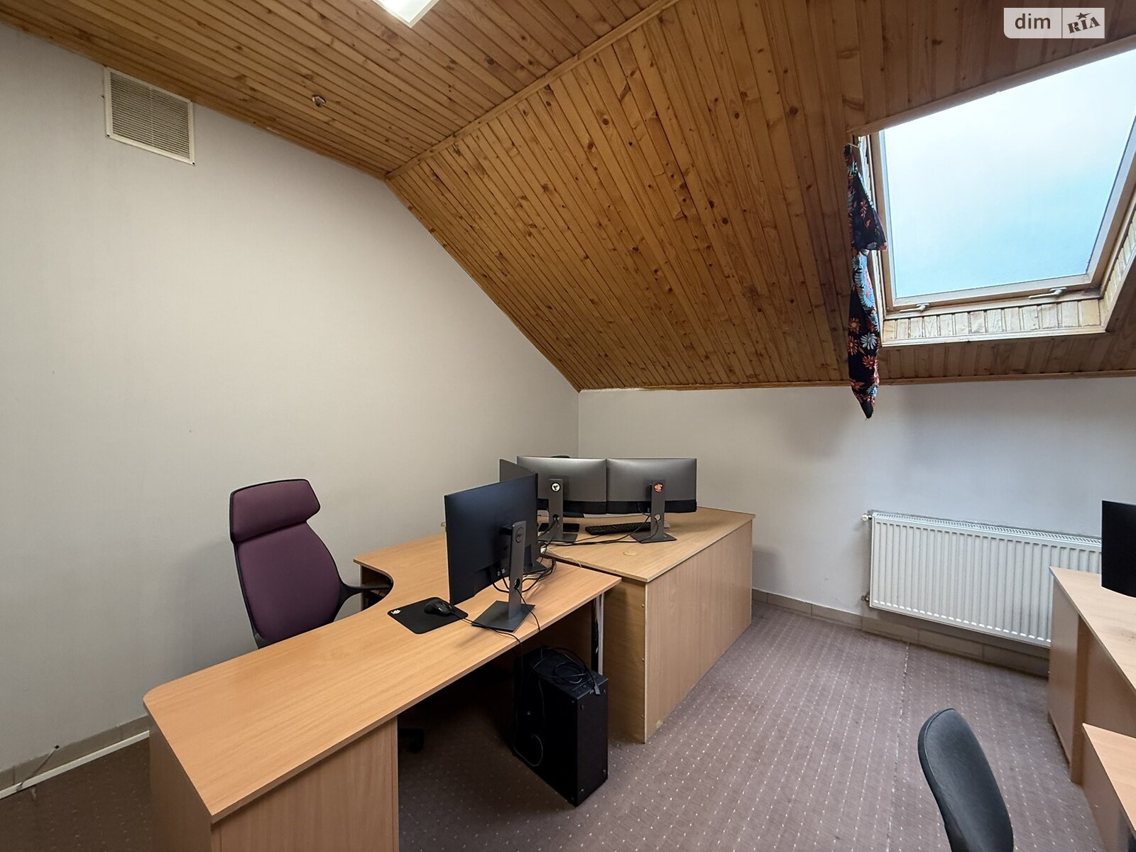 Оренда офісного приміщення в Тернополі, Дубовецька вулиця, приміщень - 3, поверх - 3 фото 1 Оренда офісного приміщення в Тернополі, Дубовецька вулиця, приміщень - 3, поверх - 3 фото 1