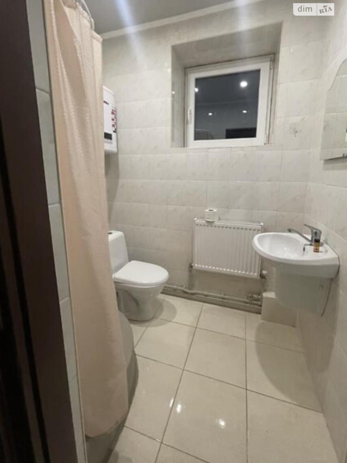 Аренда офисного помещения в Тернополе, Хмельницкого Богдана улица, помещений - 1, этаж - 3 фото 1 Аренда офисного помещения в Тернополе, Хмельницкого Богдана улица, помещений - 1, этаж - 3 фото 1