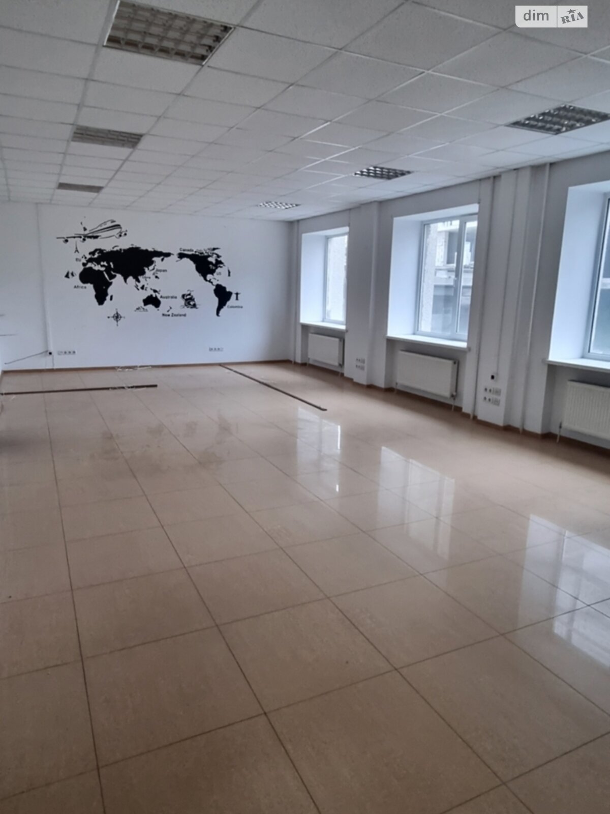 Оренда офісного приміщення в Тернополі, Крушельницької Соломії вулиця 18, приміщень -, поверх - 2 фото 1 Оренда офісного приміщення в Тернополі, Крушельницької Соломії вулиця 18, приміщень -, поверх - 2 фото 1