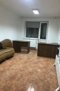 Аренда офисного помещения в Тернополе, Крушельницкой Соломии улица 51, помещений - 1, этаж - 2 фото 2 Аренда офисного помещения в Тернополе, Крушельницкой Соломии улица 51, помещений - 1, этаж - 2 фото 2