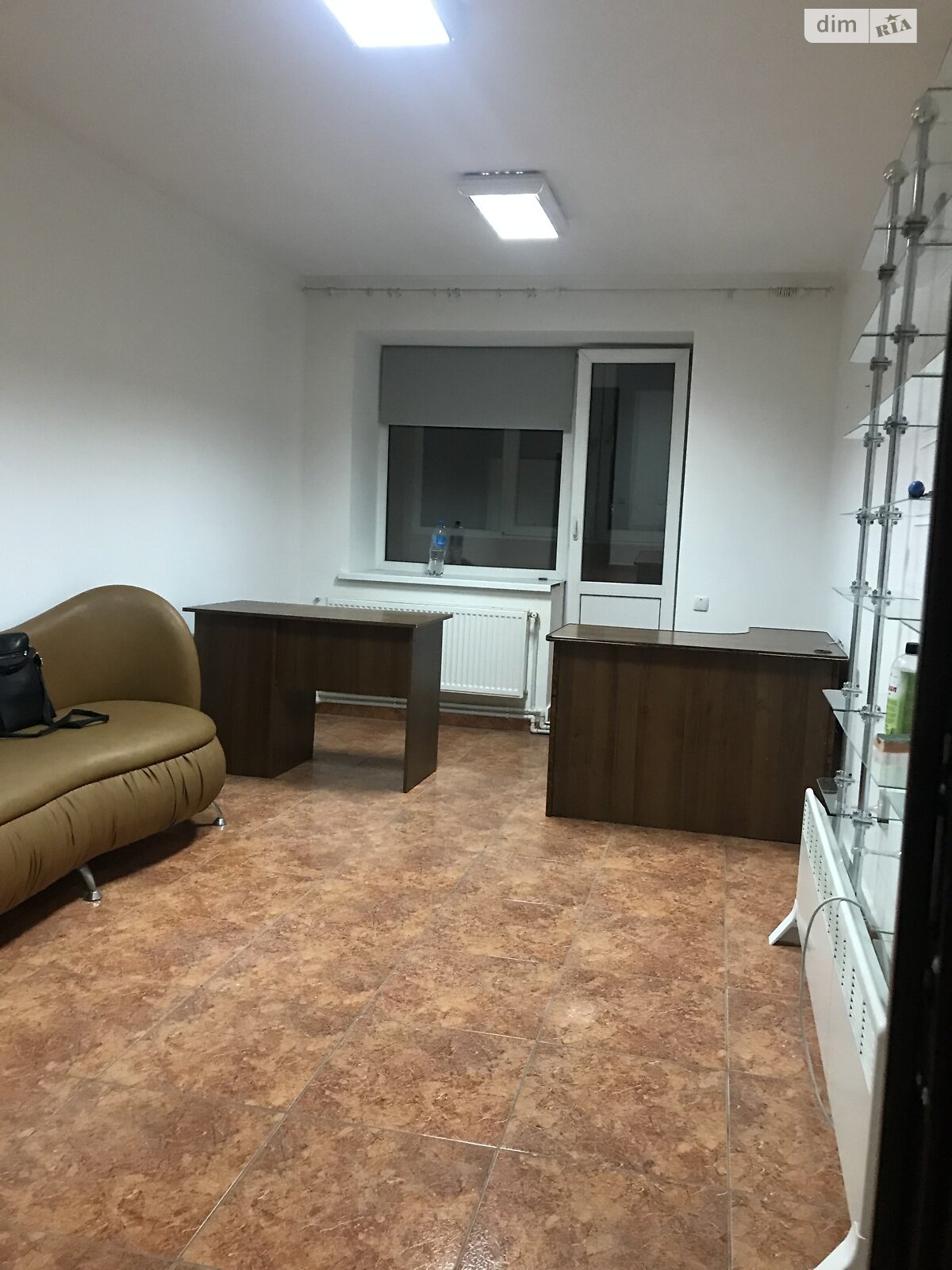 Аренда офисного помещения в Тернополе, Крушельницкой Соломии улица 51, помещений - 1, этаж - 2 фото 1 Аренда офисного помещения в Тернополе, Крушельницкой Соломии улица 51, помещений - 1, этаж - 2 фото 1