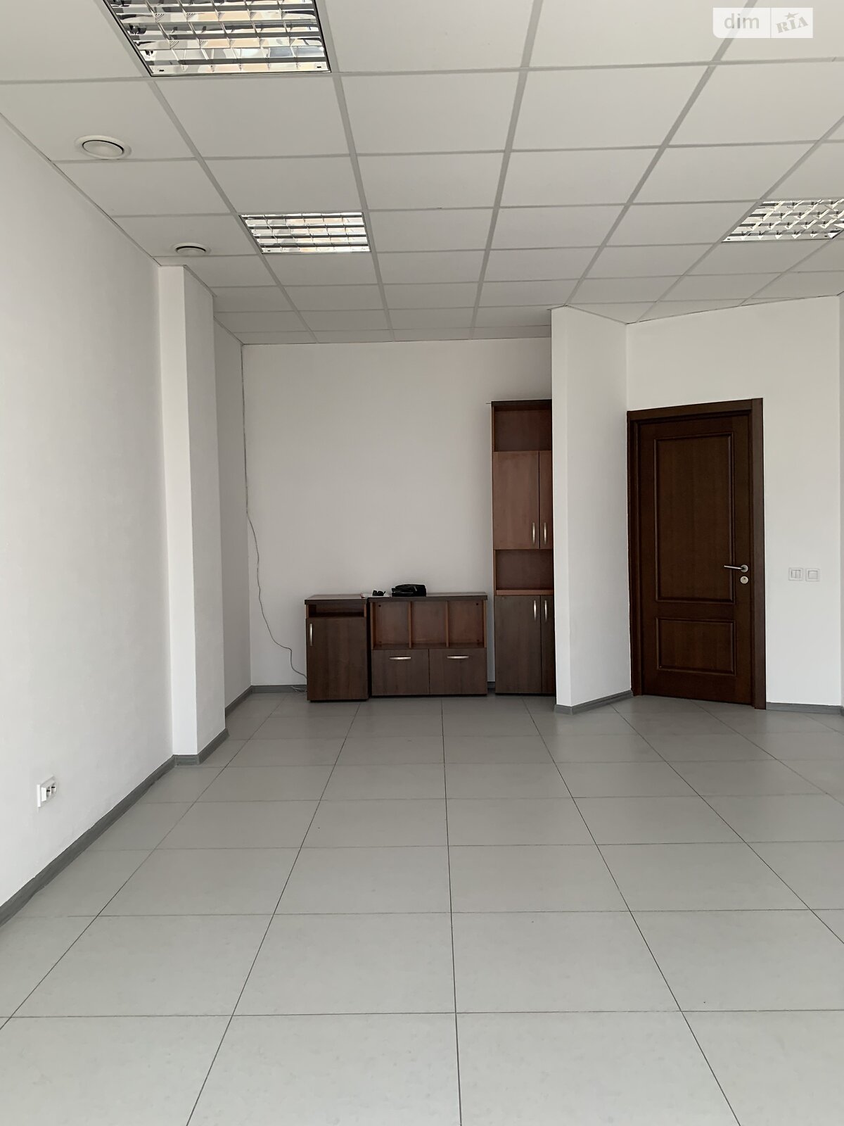 Оренда офісного приміщення в Тернополі, Кульчицької вулиця 2а, приміщень - 1, поверх - 3 фото 1