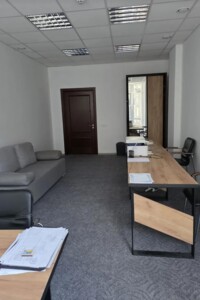 Оренда офісного приміщення в Тернополі, Кульчицької вулиця 2, приміщень - 1, поверх - 2 фото 2 Оренда офісного приміщення в Тернополі, Кульчицької вулиця 2, приміщень - 1, поверх - 2 фото 2
