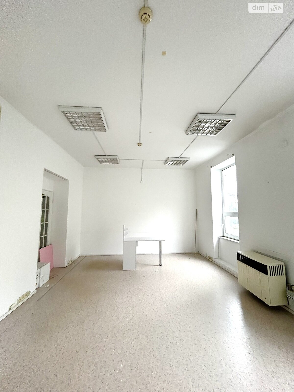 Оренда офісного приміщення в Тернополі, Листопадова вулиця, приміщень - 1, поверх - 2 фото 1 Оренда офісного приміщення в Тернополі, Листопадова вулиця, приміщень - 1, поверх - 2 фото 1