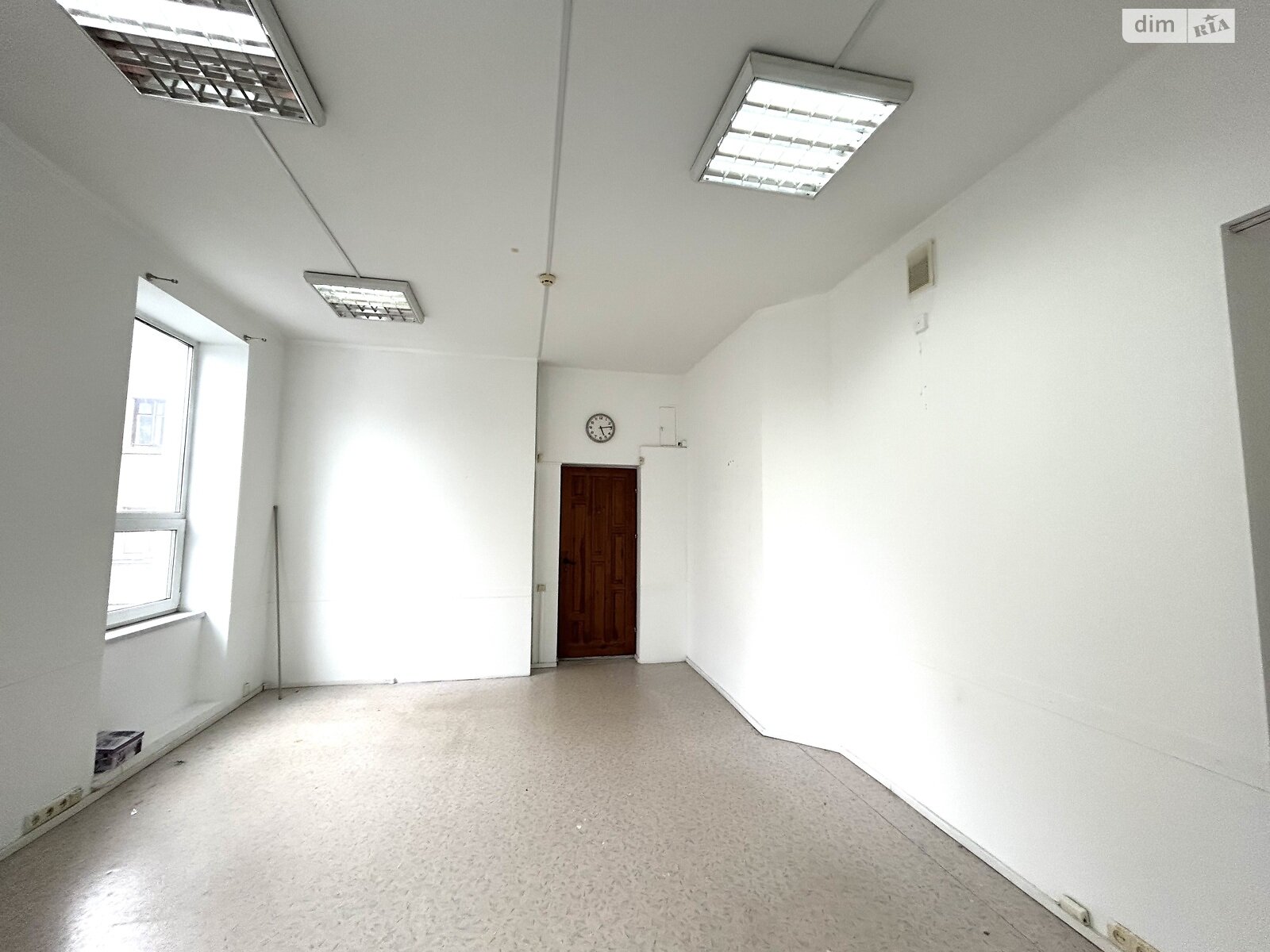 Оренда офісного приміщення в Тернополі, Листопадова вулиця, приміщень - 1, поверх - 2 фото 1 Оренда офісного приміщення в Тернополі, Листопадова вулиця, приміщень - 1, поверх - 2 фото 1