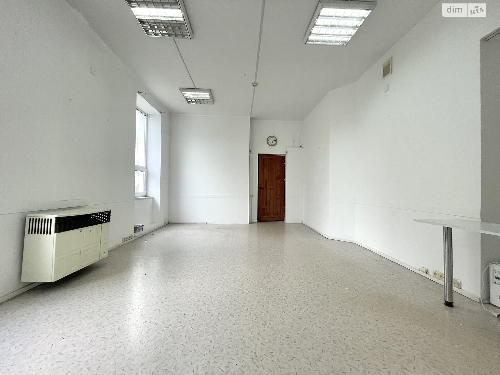 Оренда офісного приміщення в Тернополі, Листопадова вулиця, приміщень - 1, поверх - 2 фото 1 Оренда офісного приміщення в Тернополі, Листопадова вулиця, приміщень - 1, поверх - 2 фото 1