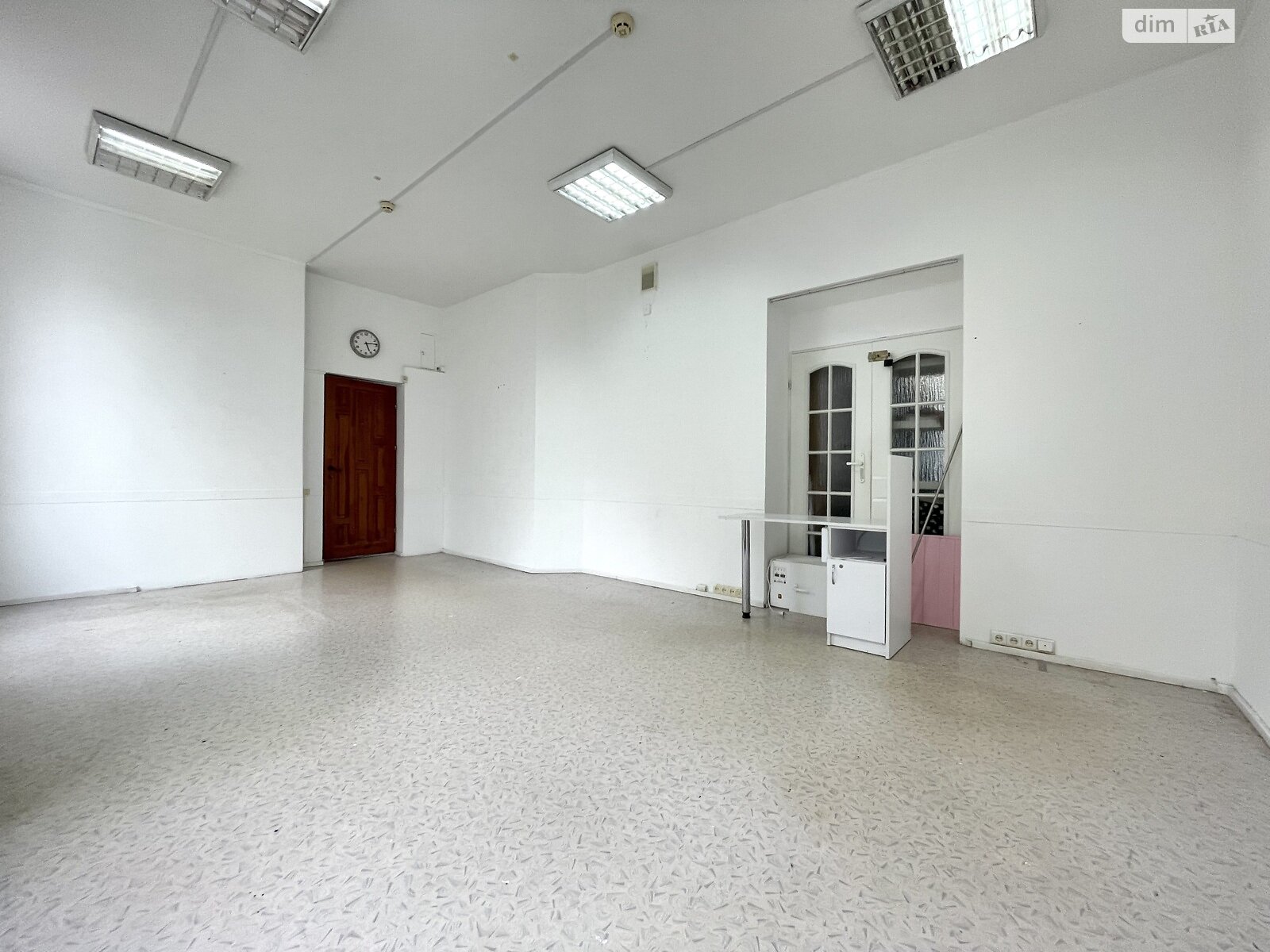 Оренда офісного приміщення в Тернополі, Листопадова вулиця, приміщень - 1, поверх - 2 фото 1 Оренда офісного приміщення в Тернополі, Листопадова вулиця, приміщень - 1, поверх - 2 фото 1