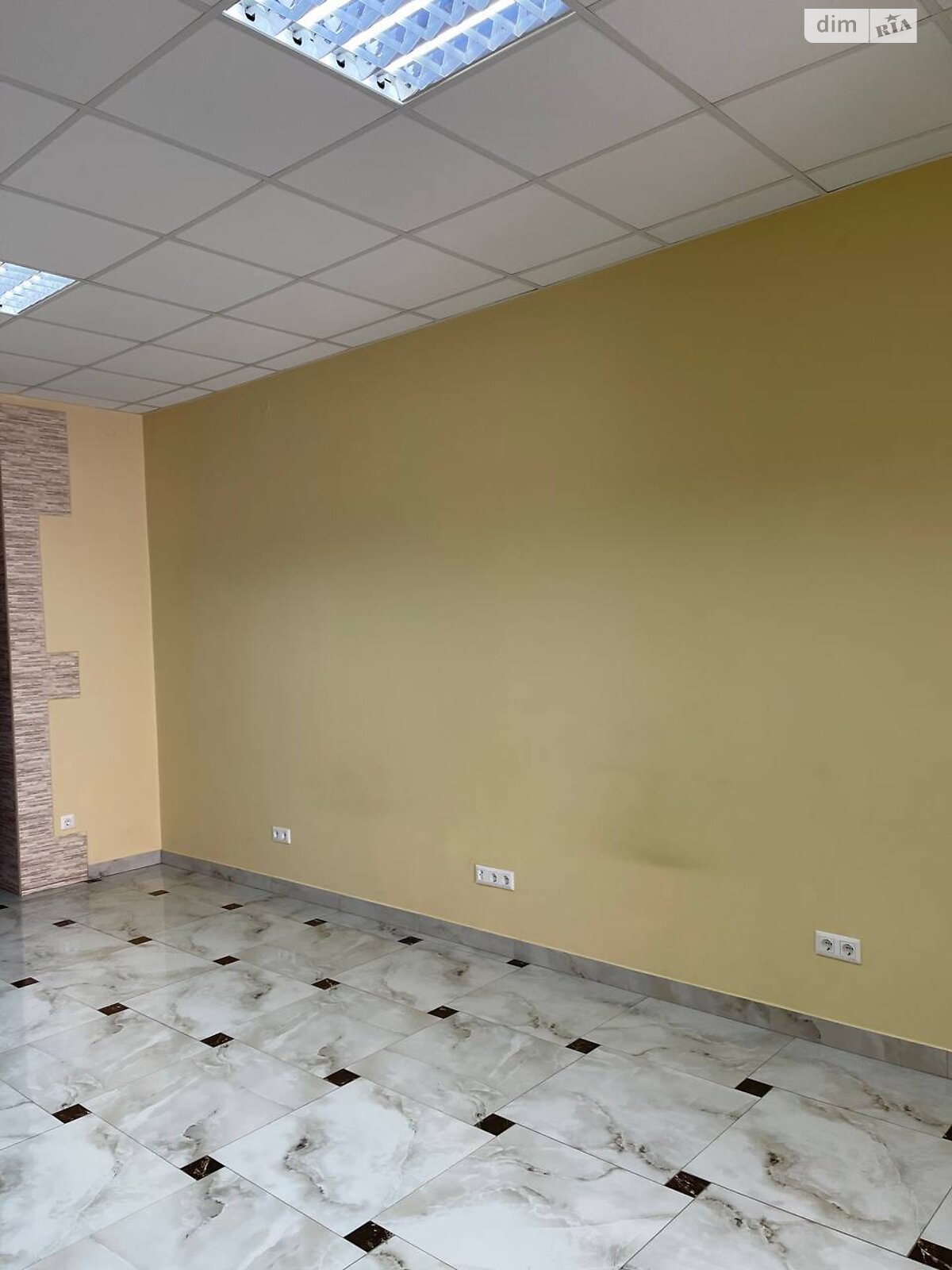 Оренда офісного приміщення в Тернополі, Микулинецька вулиця 5, приміщень - 2, поверх - 1 фото 1 Оренда офісного приміщення в Тернополі, Микулинецька вулиця 5, приміщень - 2, поверх - 1 фото 1