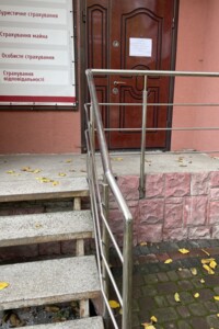 Аренда офисного помещения в Тернополе, Острожского Князя улица 48, помещений - 3, этаж - 1 фото 2