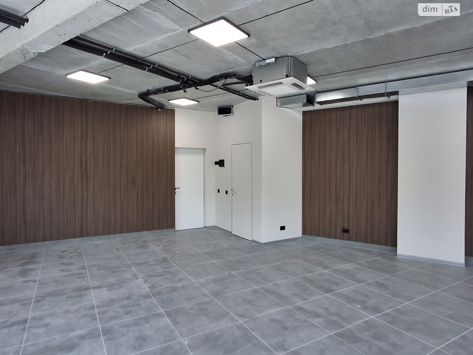 Оренда офісного приміщення в Тернополі, Паращука вулиця, приміщень - 1, поверх - 3 фото 1