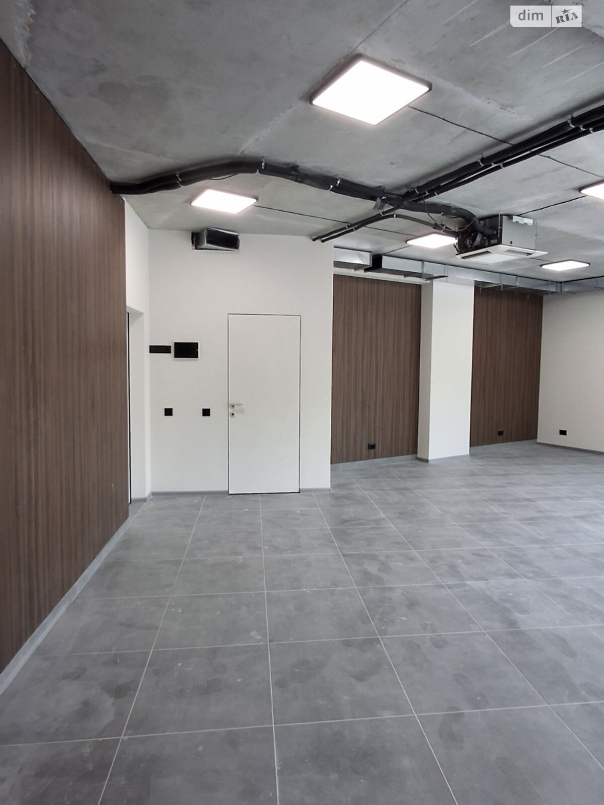 Оренда офісного приміщення в Тернополі, Паращука вулиця, приміщень - 1, поверх - 3 фото 1
