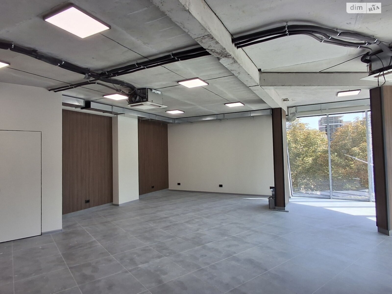 Оренда офісного приміщення в Тернополі, Паращука вулиця, приміщень - 1, поверх - 3 фото 1