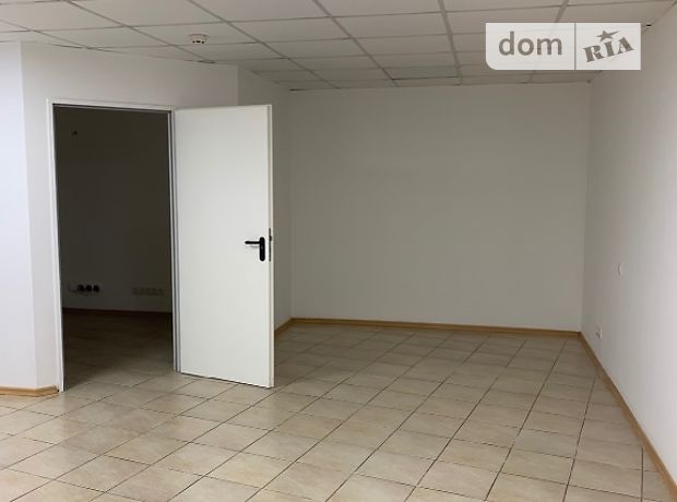 Аренда офисного помещения в Тернополе, Руська улица, помещений - 2, этаж - 1 фото 1 Аренда офисного помещения в Тернополе, Руська улица, помещений - 2, этаж - 1 фото 1