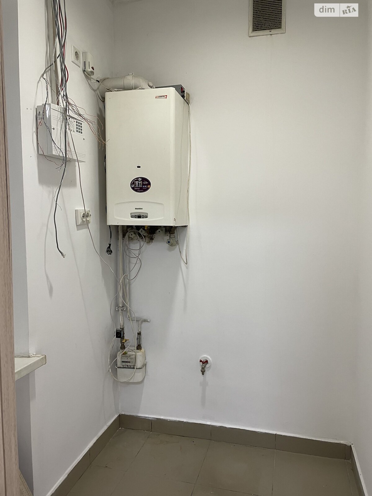 Оренда офісного приміщення в Тернополі, Руська вулиця 15, приміщень - 5, поверх - 1 фото 1