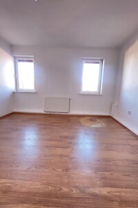 Аренда офисного помещения в Тернополе, Русская улица, помещений - 1, этаж - 4 фото 2 Аренда офисного помещения в Тернополе, Русская улица, помещений - 1, этаж - 4 фото 2