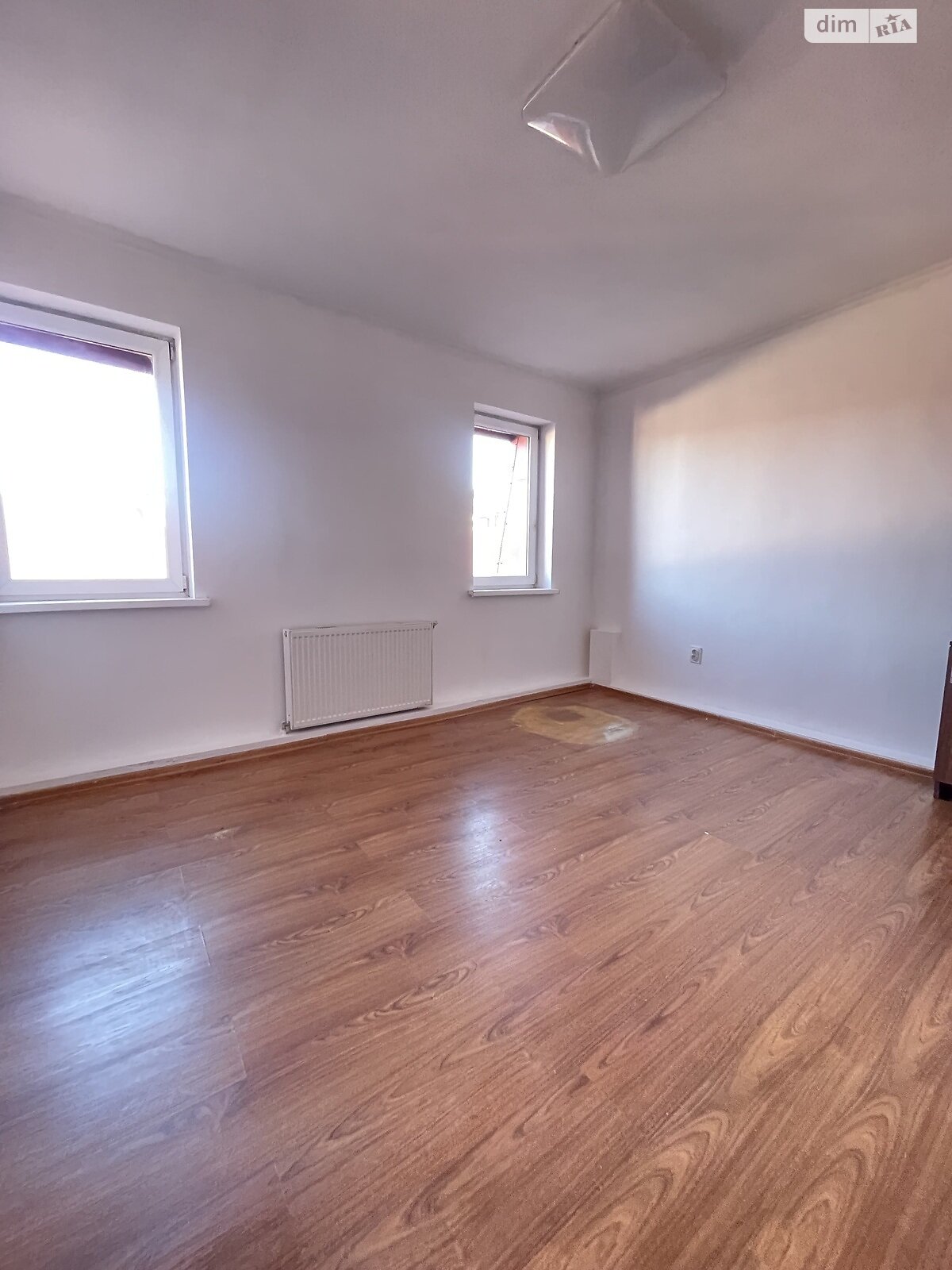 Аренда офисного помещения в Тернополе, Русская улица, помещений - 1, этаж - 4 фото 1 Аренда офисного помещения в Тернополе, Русская улица, помещений - 1, этаж - 4 фото 1