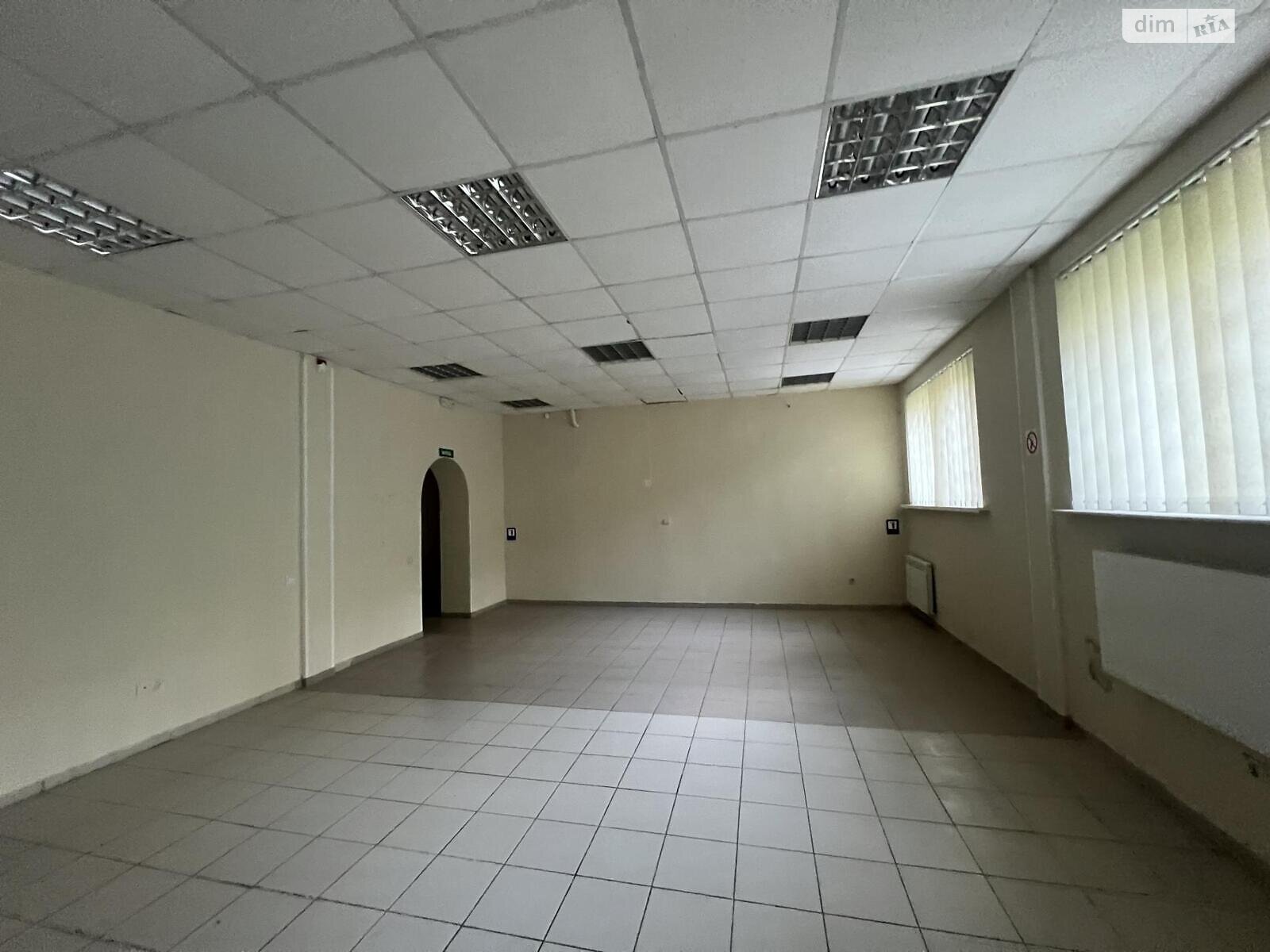 Аренда офисного помещения в Тернополе, Шашкевича улица, помещений - 6, этаж - 1 фото 1