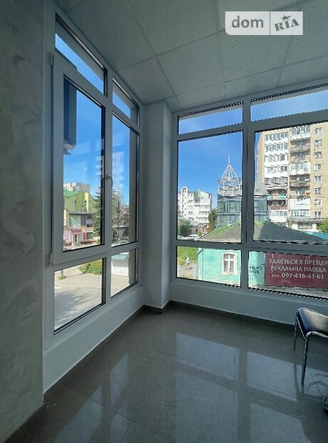 Аренда офисного помещения в Тернополе, Шептицкого Андрея Митрополита улица, помещений - 2, этаж - 1 фото 1 Аренда офисного помещения в Тернополе, Шептицкого Андрея Митрополита улица, помещений - 2, этаж - 1 фото 1