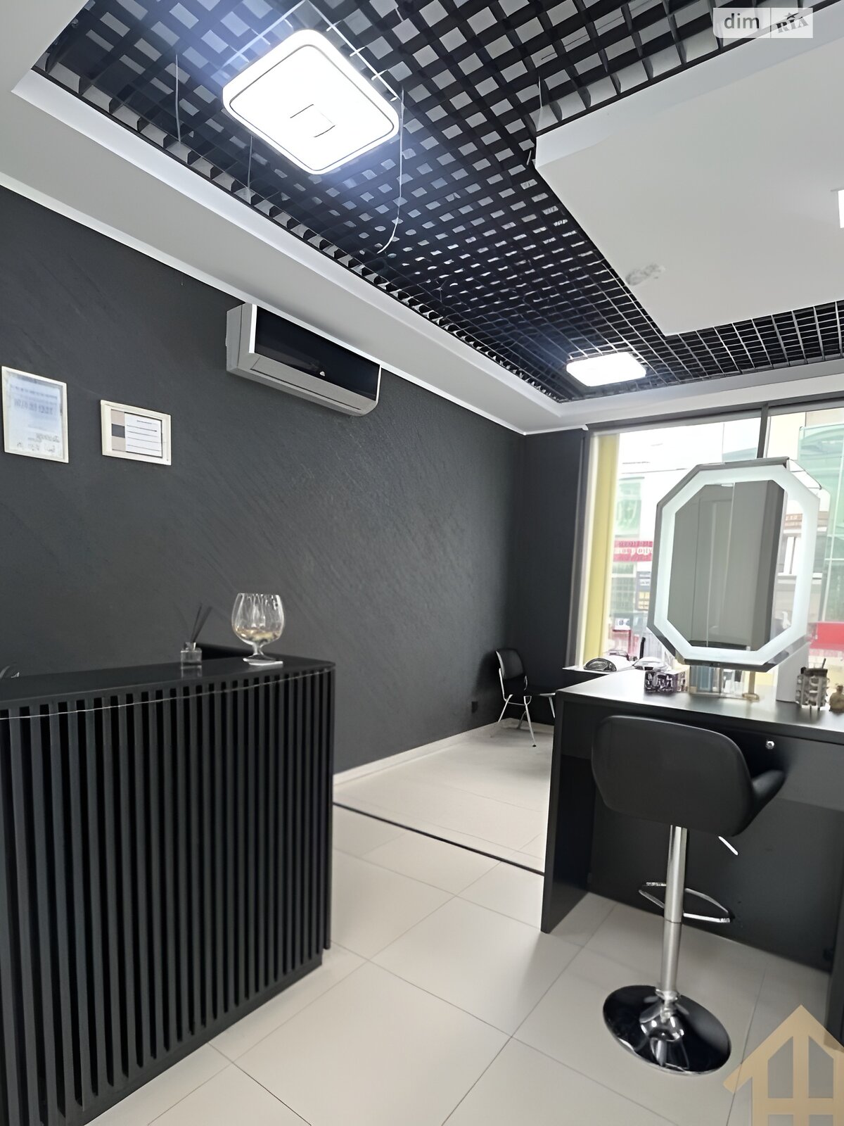 Аренда офисного помещения в Тернополе, Шептицкого Андрея Митрополита улица, помещений - 1, этаж - 2 фото 1 Аренда офисного помещения в Тернополе, Шептицкого Андрея Митрополита улица, помещений - 1, этаж - 2 фото 1