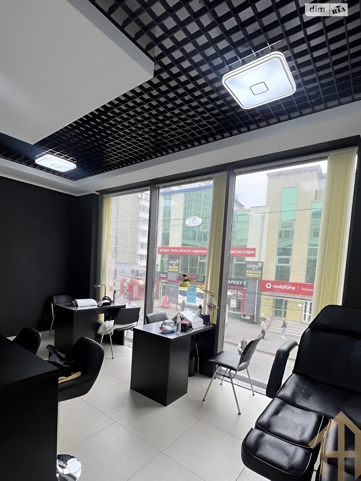 Аренда офисного помещения в Тернополе, Шептицкого Андрея Митрополита улица, помещений - 1, этаж - 2 фото 1 Аренда офисного помещения в Тернополе, Шептицкого Андрея Митрополита улица, помещений - 1, этаж - 2 фото 1