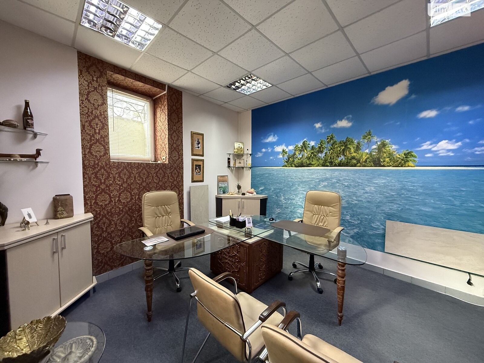 Оренда офісного приміщення в Тернополі, Сліпого Йосипа Кардинала вулиця, приміщень -, поверх - 1 фото 1 Оренда офісного приміщення в Тернополі, Сліпого Йосипа Кардинала вулиця, приміщень -, поверх - 1 фото 1