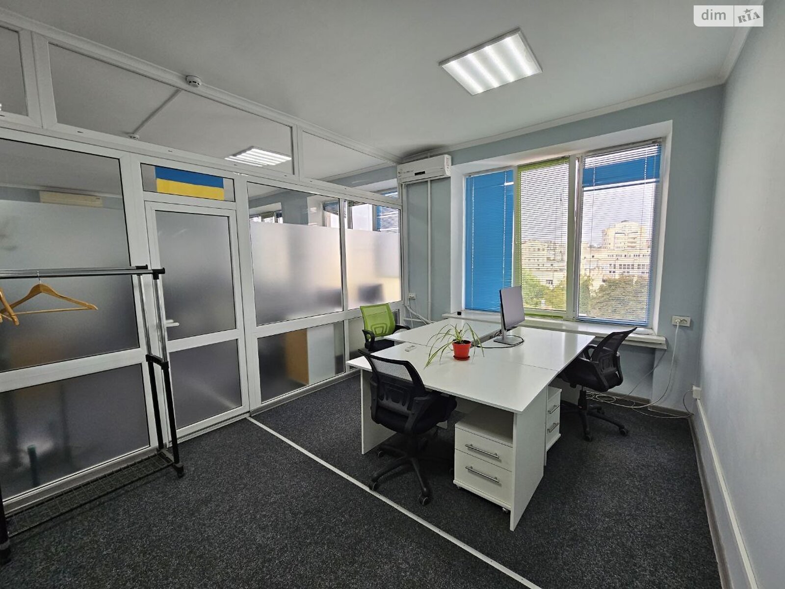Оренда офісного приміщення в Тернополі, Торговиця (Живова Анатолія) вулиця, приміщень -, поверх - 4 фото 1