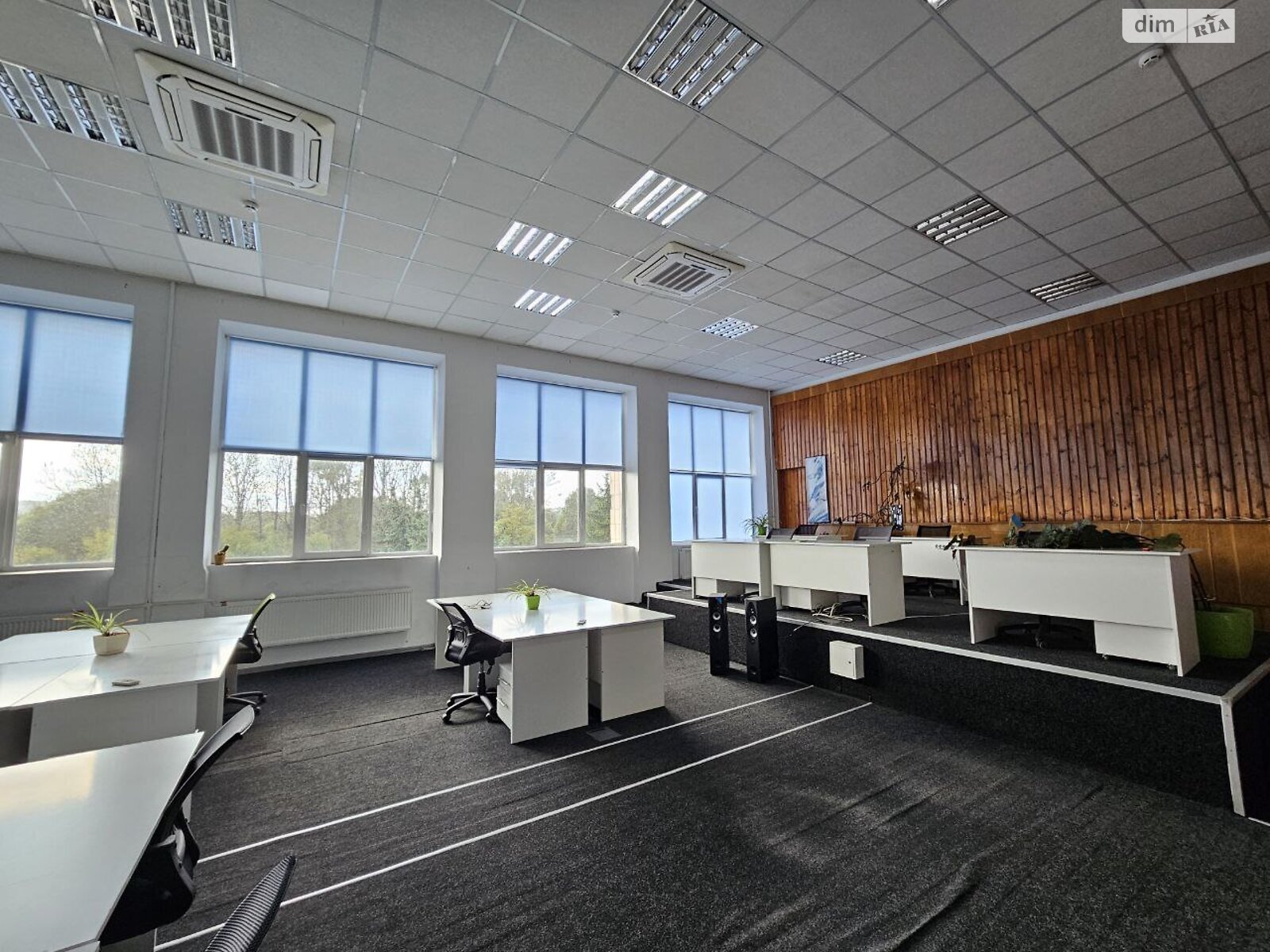 Оренда офісного приміщення в Тернополі, Торговиця (Живова Анатолія) вулиця, приміщень -, поверх - 4 фото 1