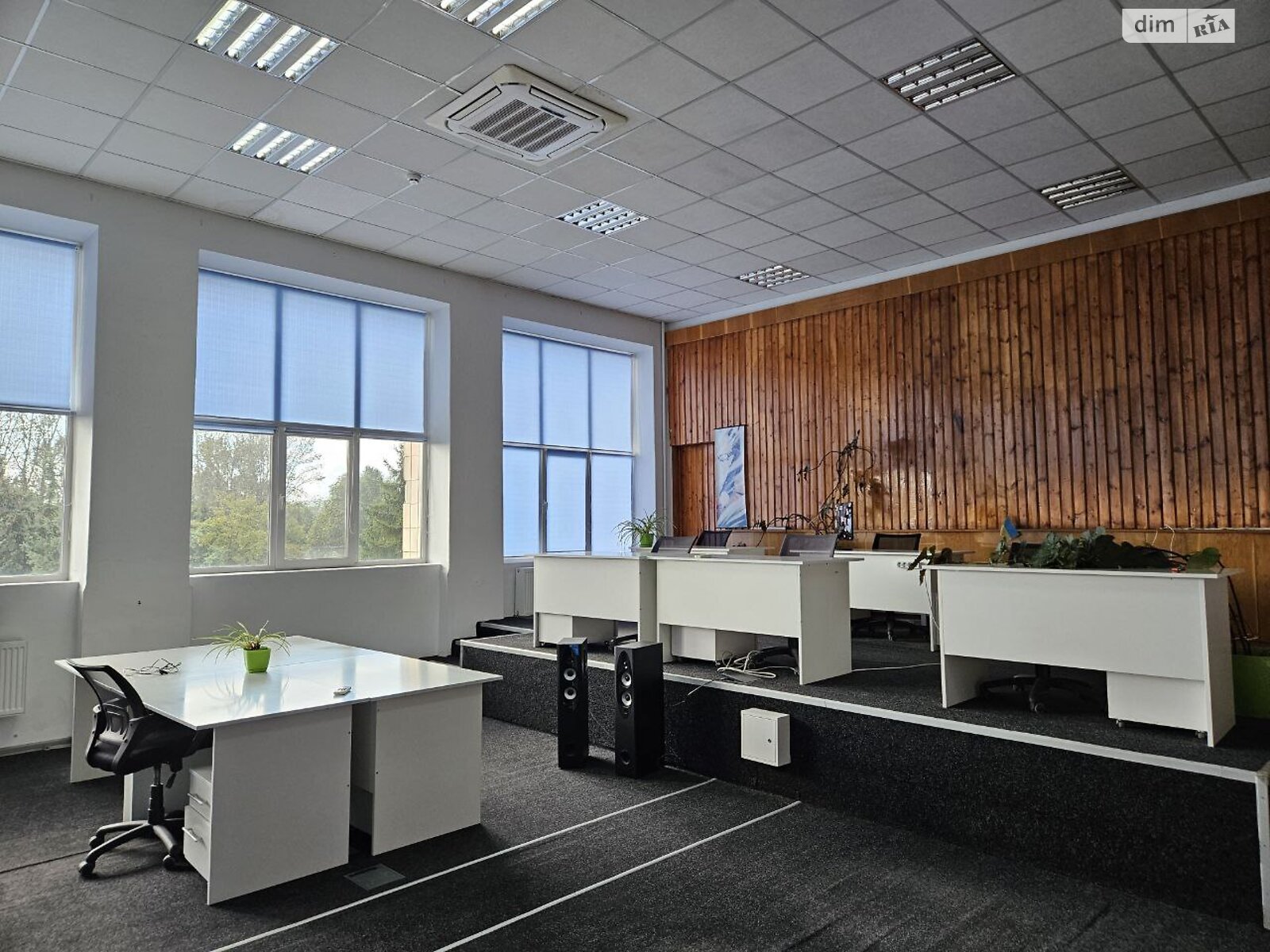 Оренда офісного приміщення в Тернополі, Торговиця (Живова Анатолія) вулиця, приміщень -, поверх - 4 фото 1