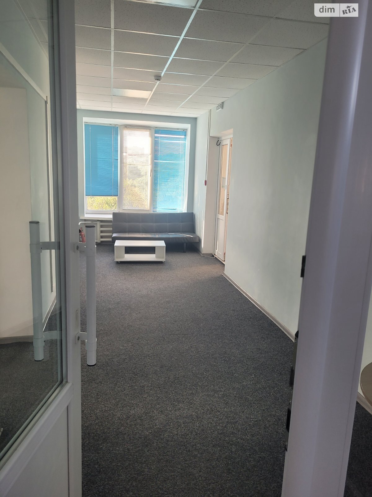 Оренда офісного приміщення в Тернополі, Торговиця (Живова Анатолія) вулиця 32А, приміщень - 6, поверх - 4 фото 1
